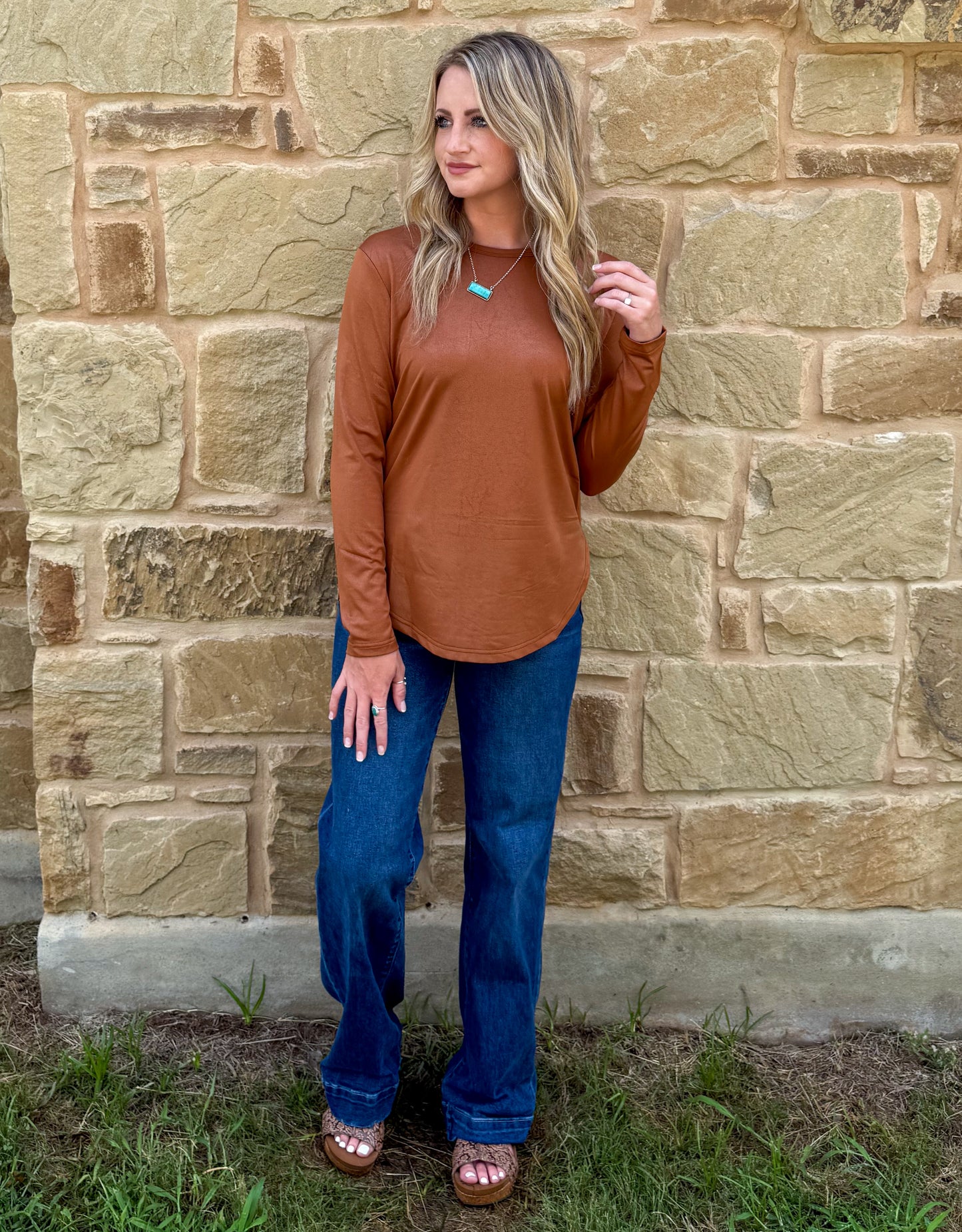 Swanky Leather Long Sleeve *Saddle