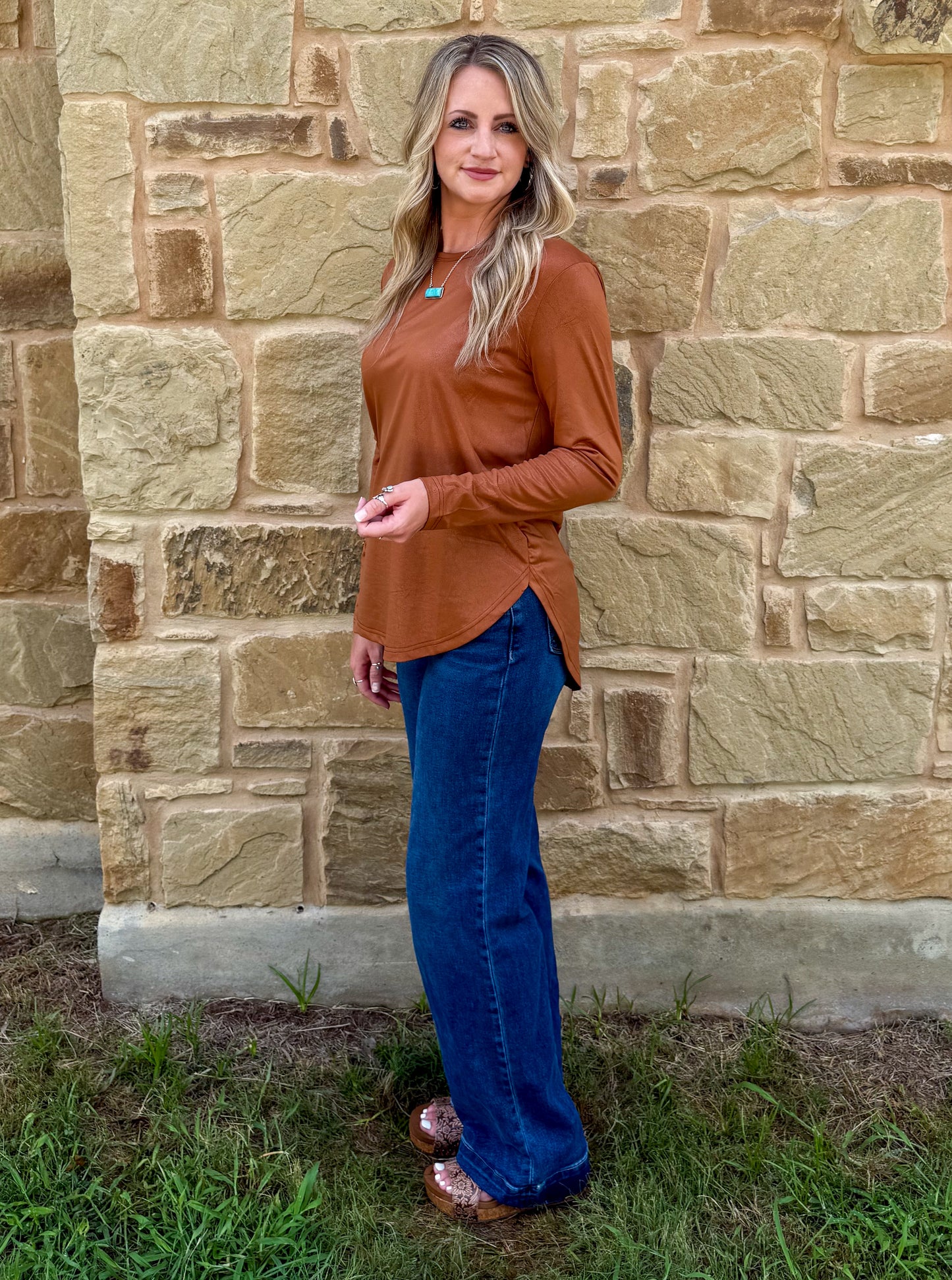 Swanky Leather Long Sleeve *Saddle