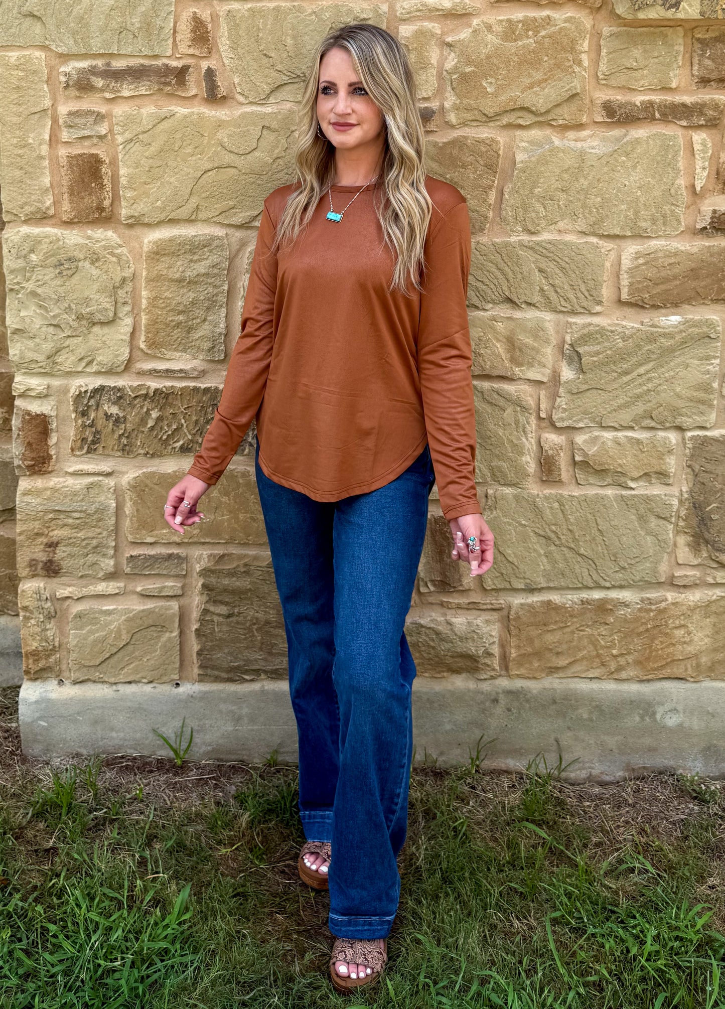 Swanky Leather Long Sleeve *Saddle