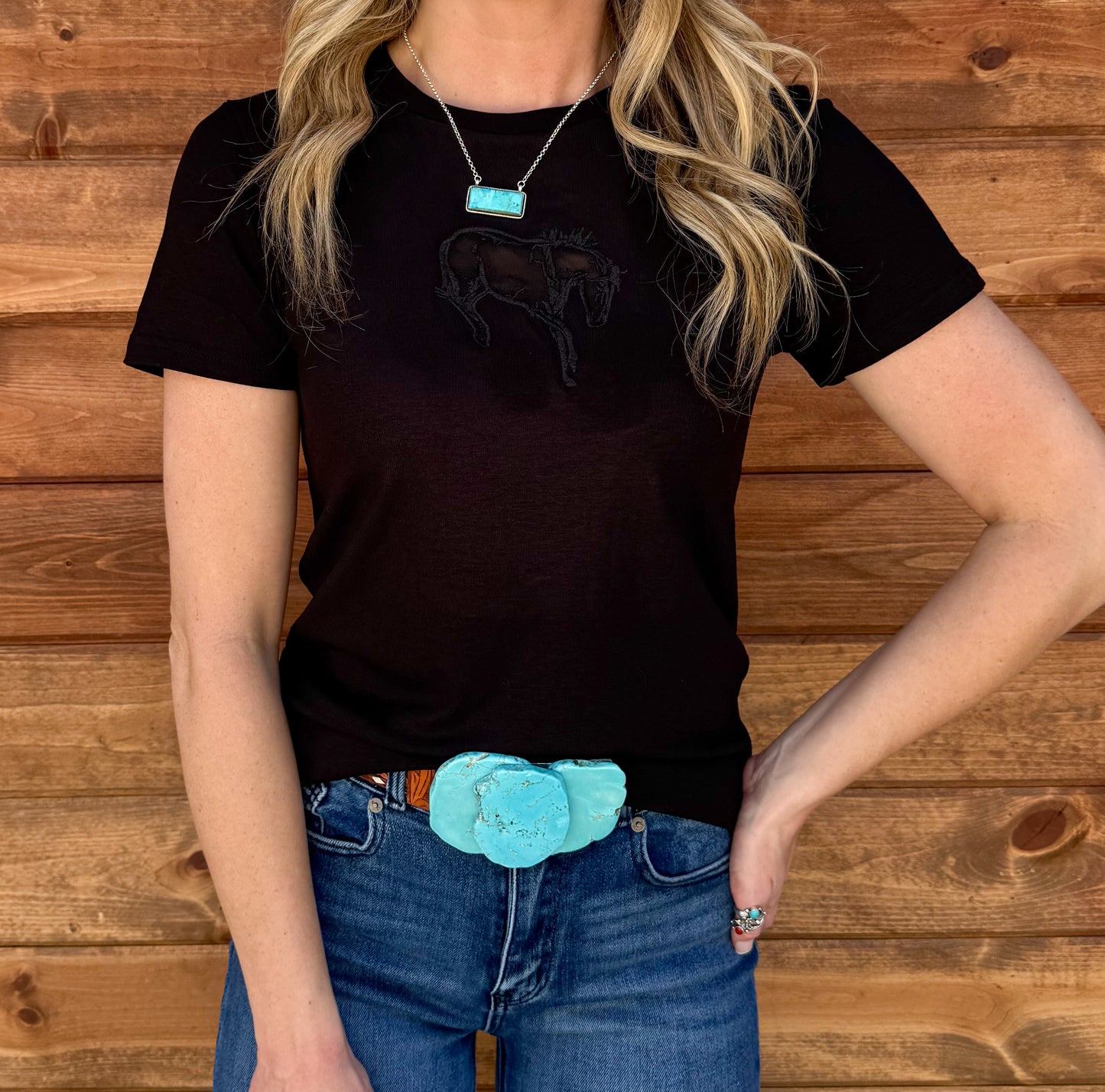 Buck Out Cut Out Top