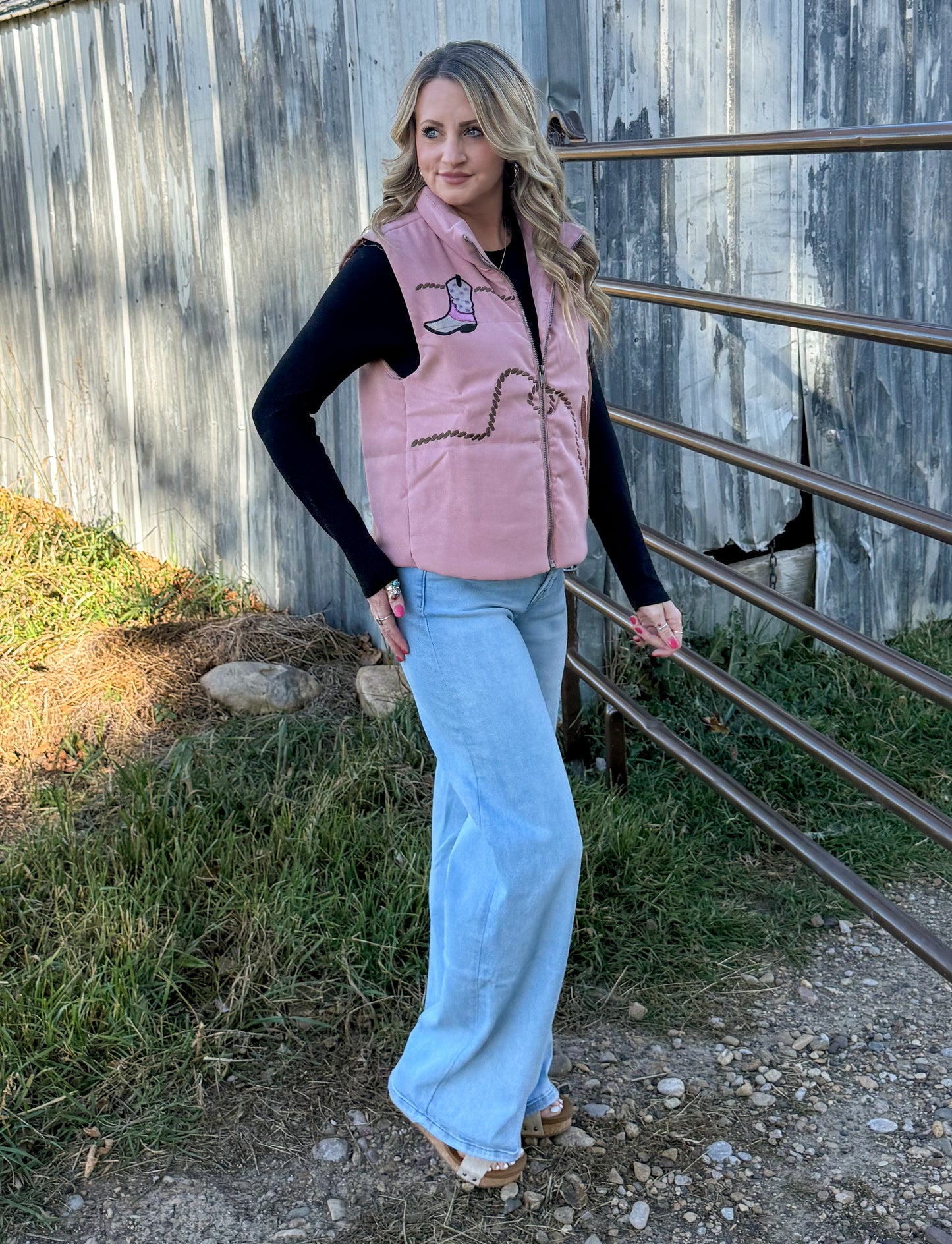 Southern Cactus Puffer Vest *Mauve
