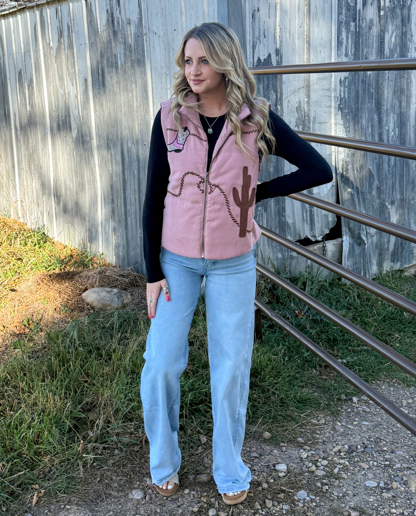 Southern Cactus Puffer Vest *Mauve