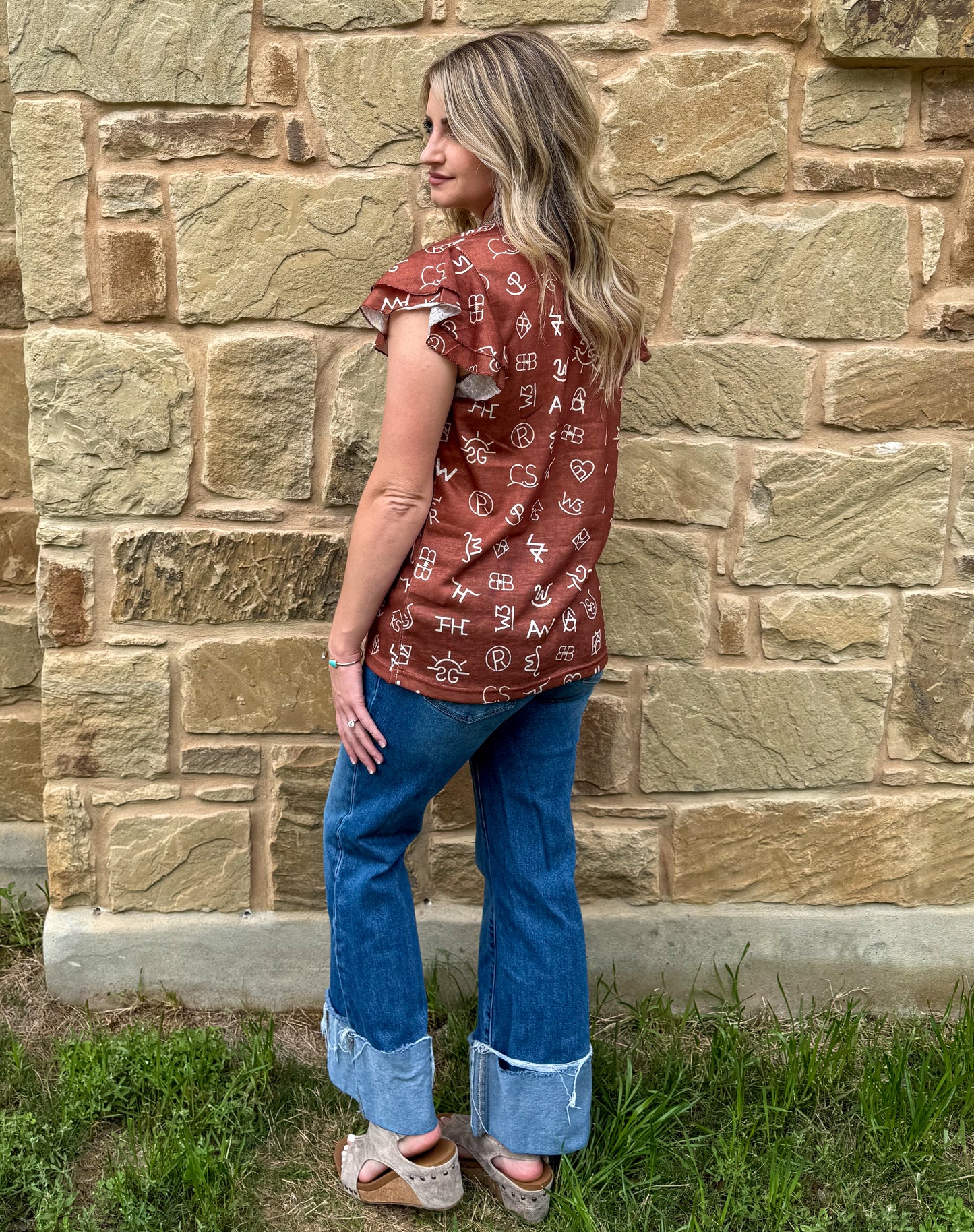 The Branded Top * Brown