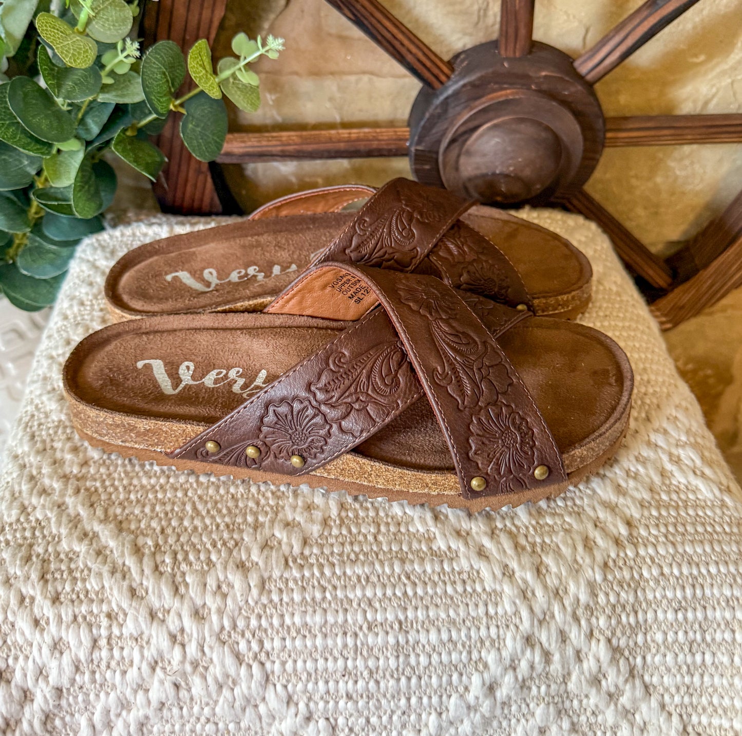Jaycee Sandals *Brown