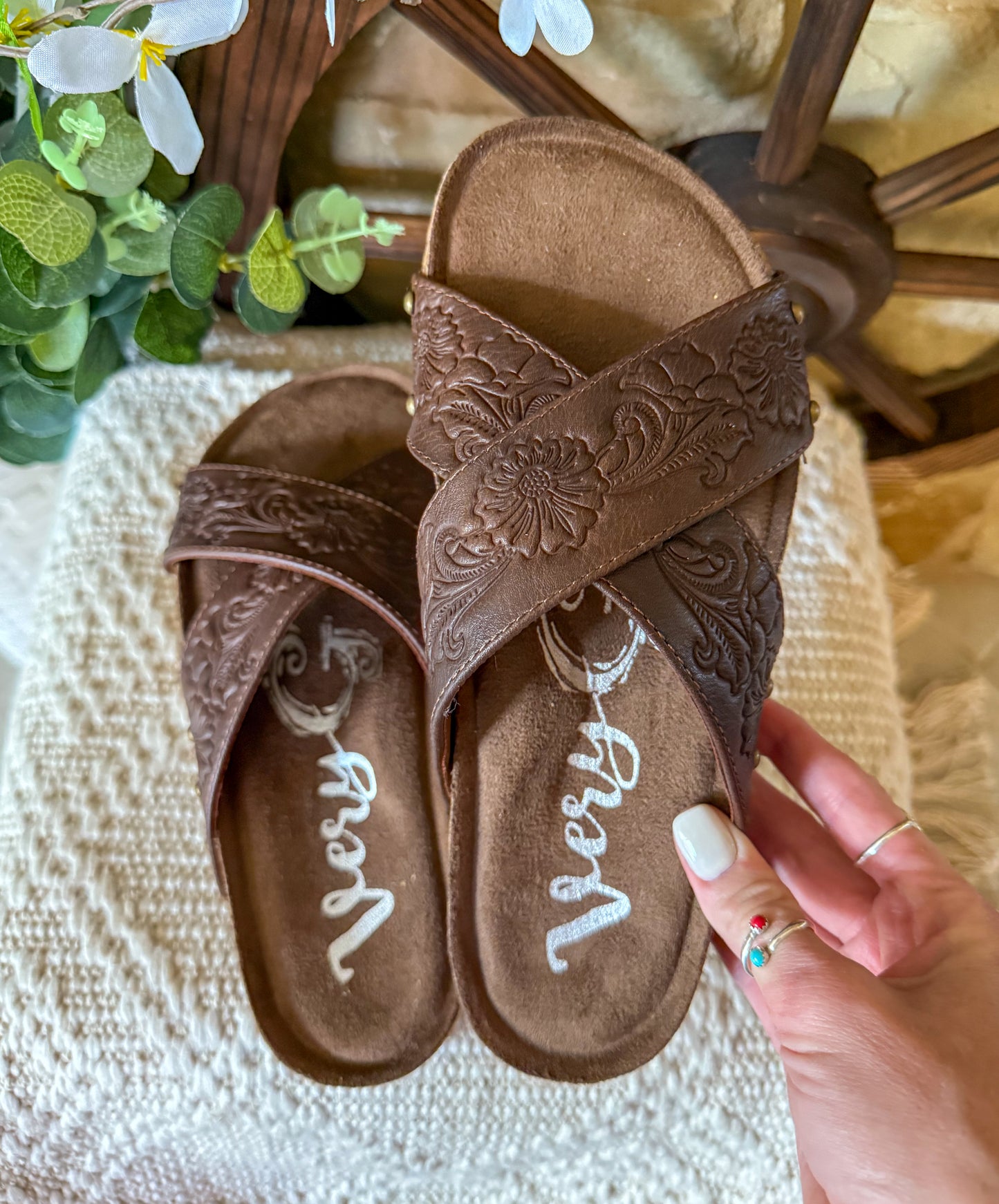 Jaycee Sandals *Brown