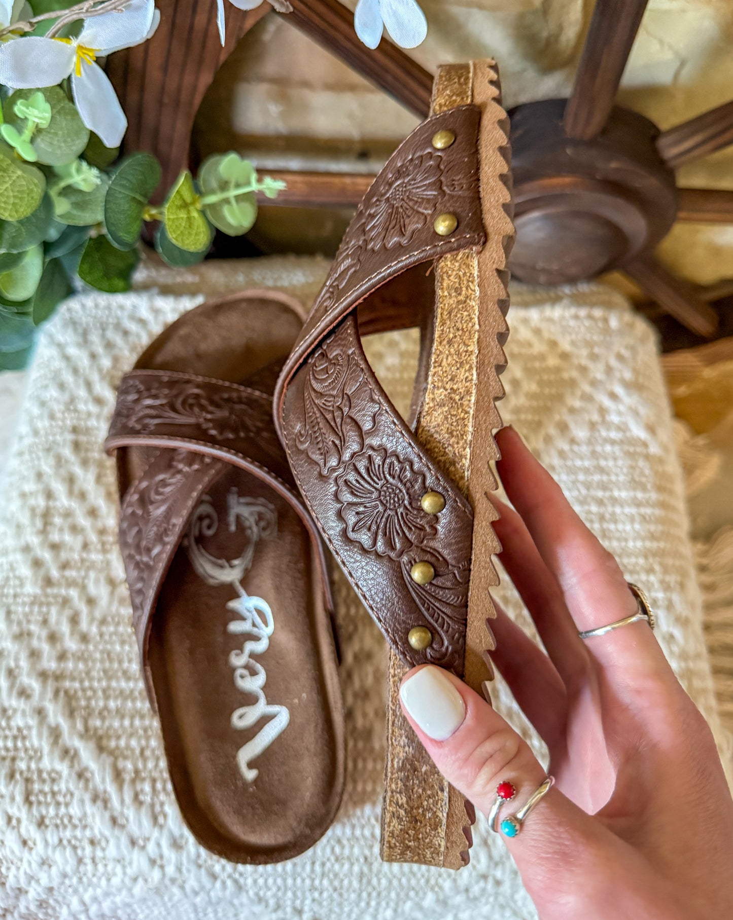 Jaycee Sandals *Brown