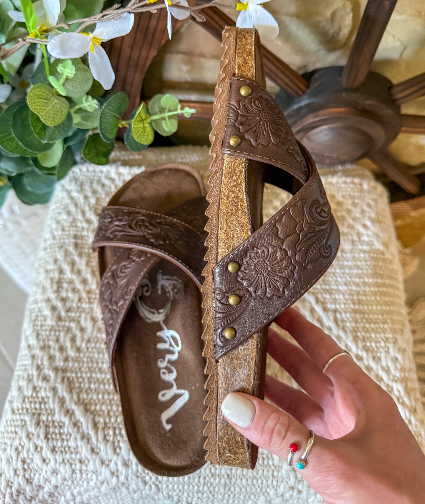 Jaycee Sandals *Brown