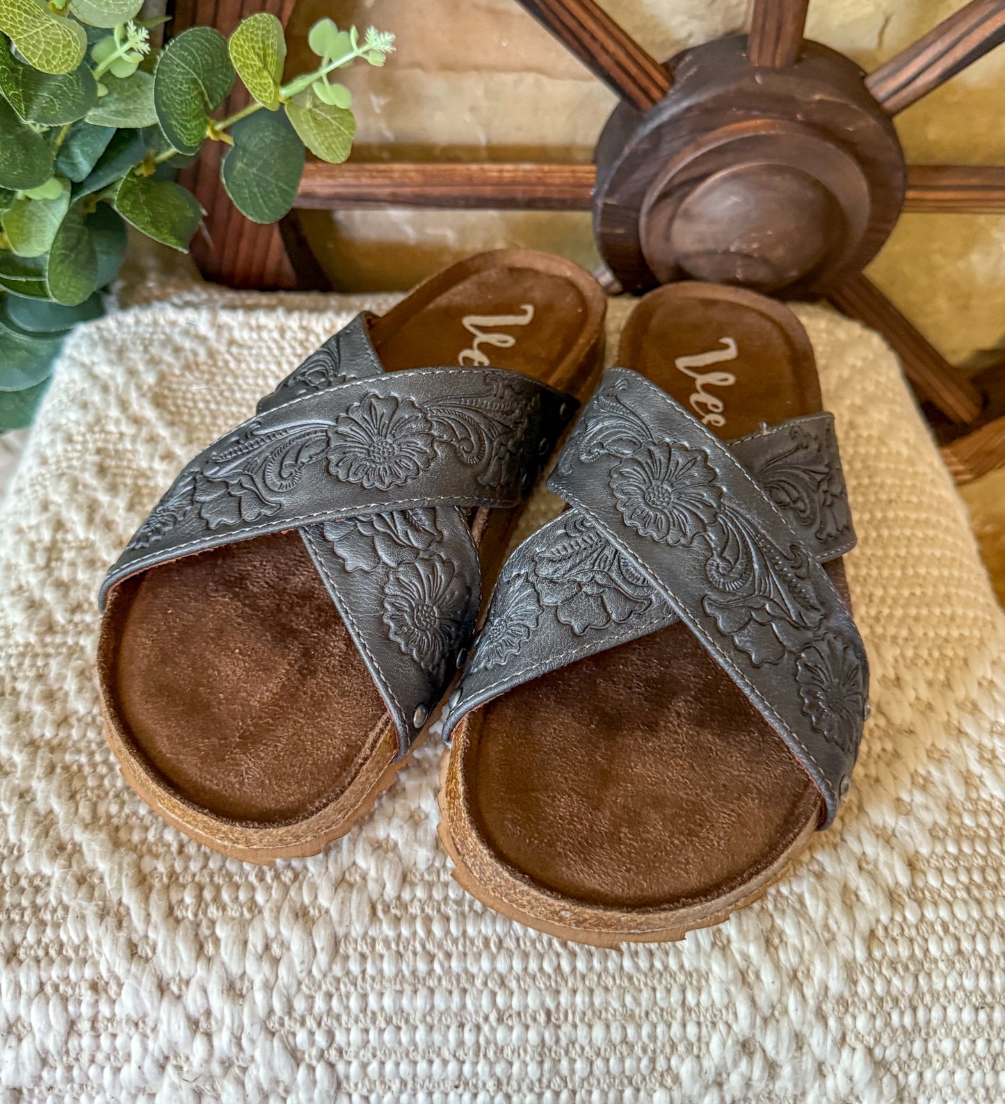 Jaycee Sandals *Grey