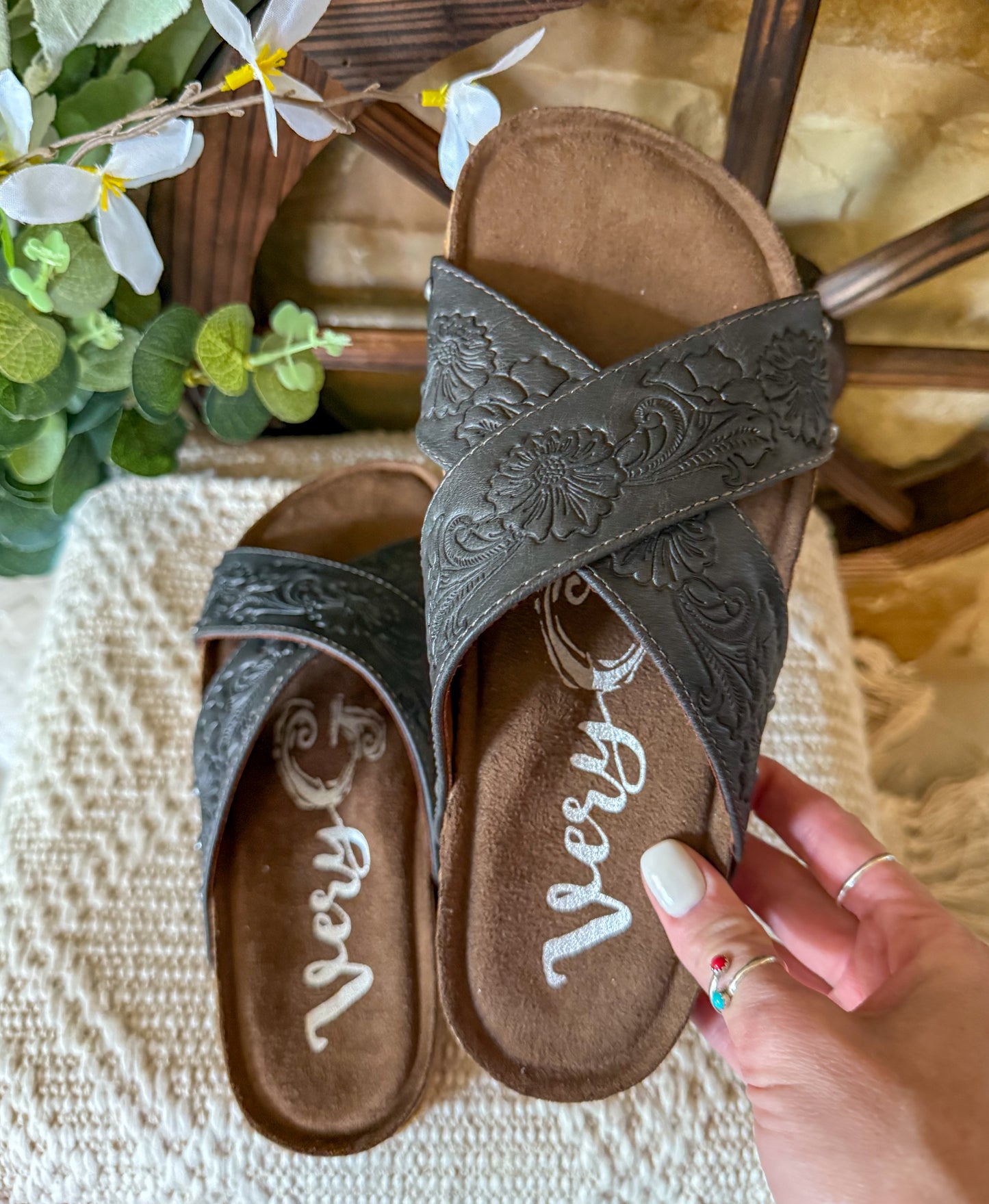 Jaycee Sandals *Grey