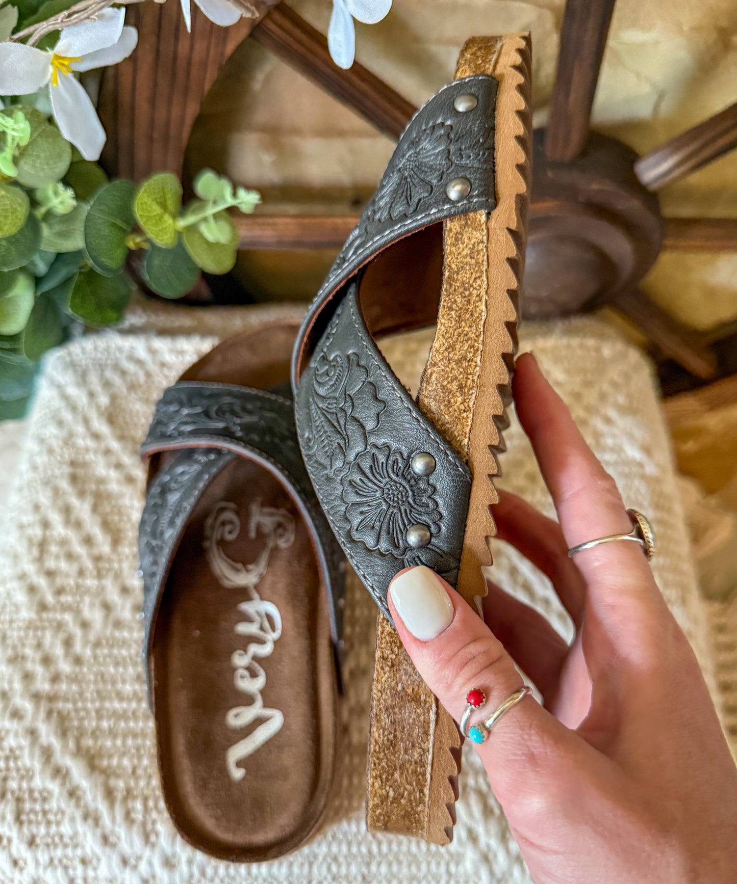 Jaycee Sandals *Grey