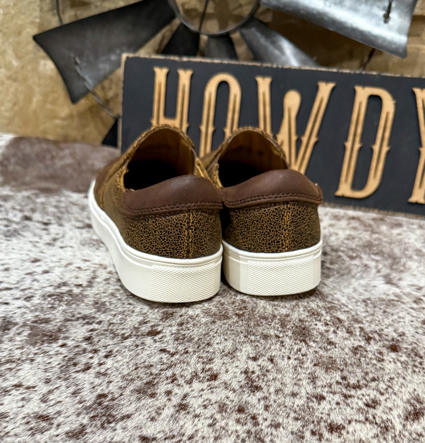 Marian Sneaker *Chocolate