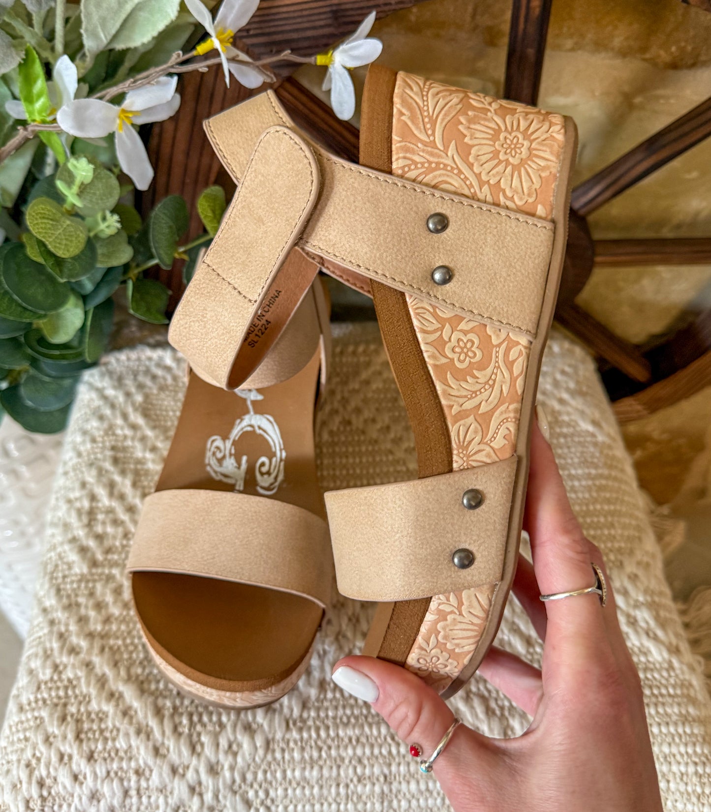 Devon Wedges *Nude