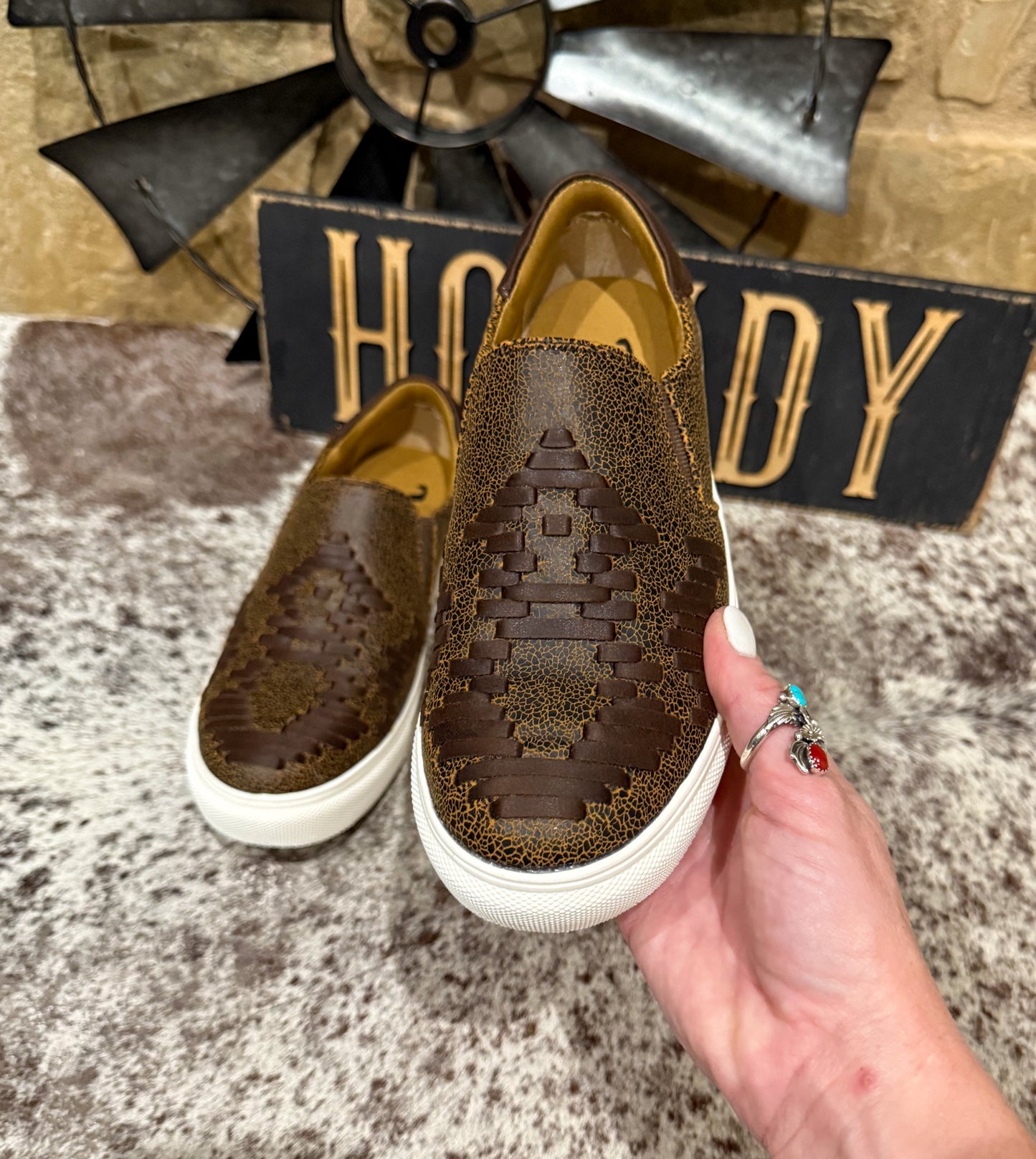 Marian Sneaker *Chocolate