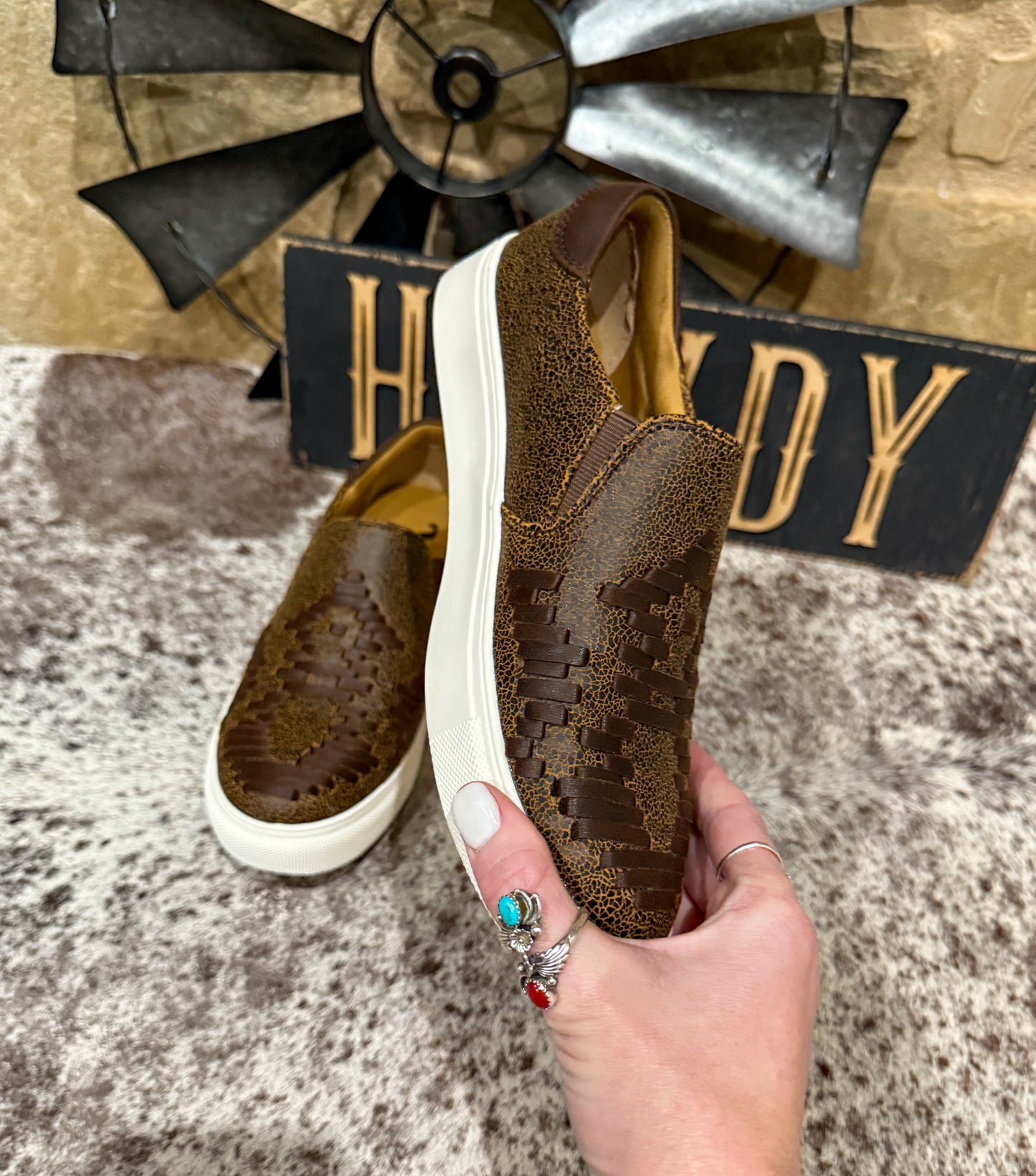 Marian Sneaker *Chocolate