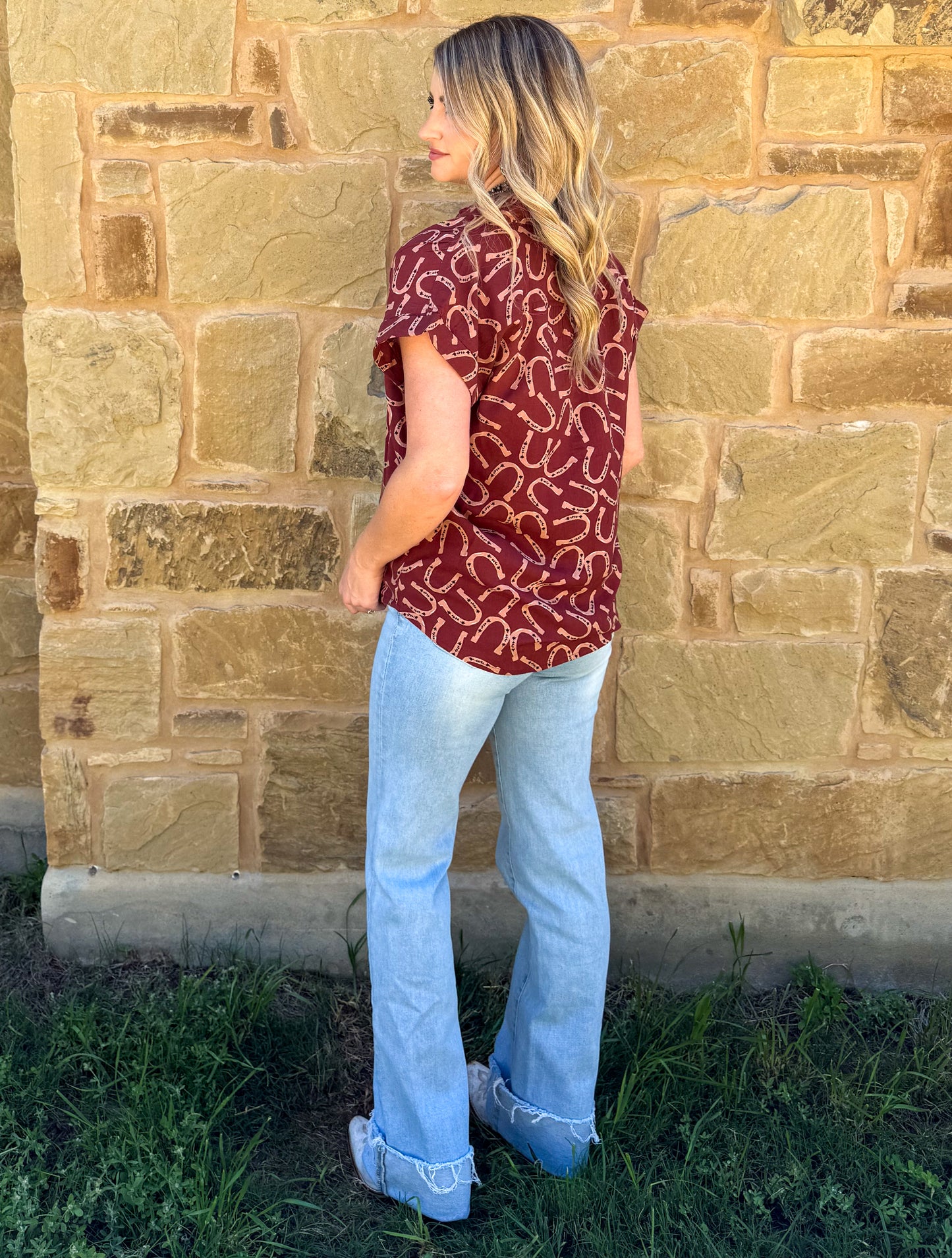Horseshoe Button-Up Top