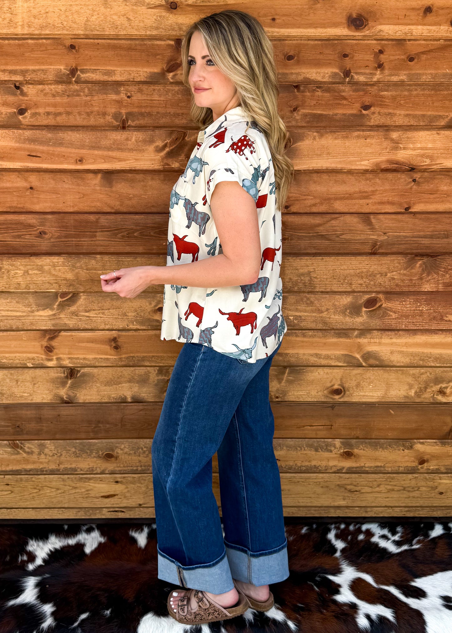 Longhorn Button-Up Top *White