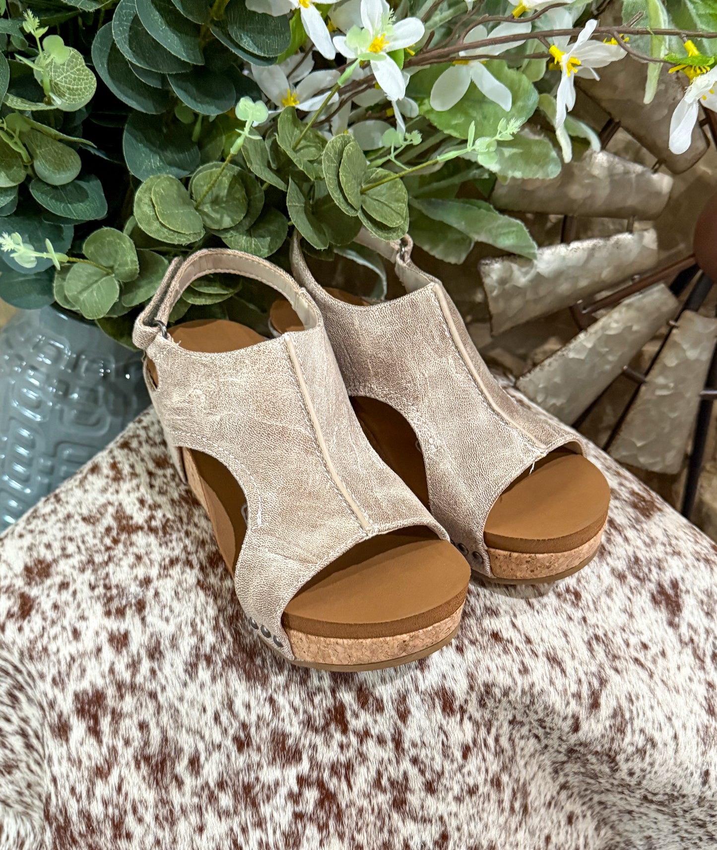 Isabella Wedges *Cream