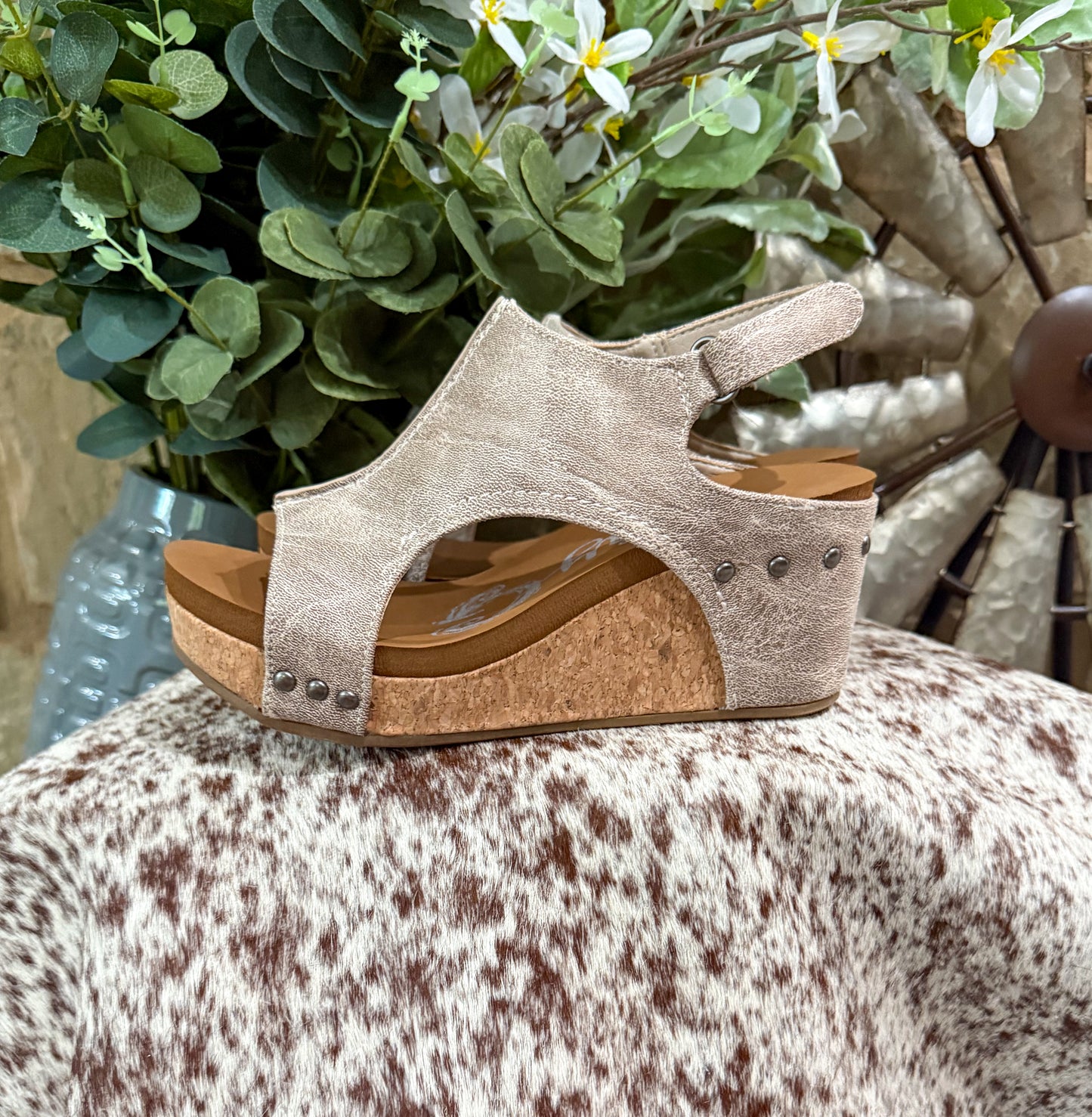 Isabella Wedges *Cream