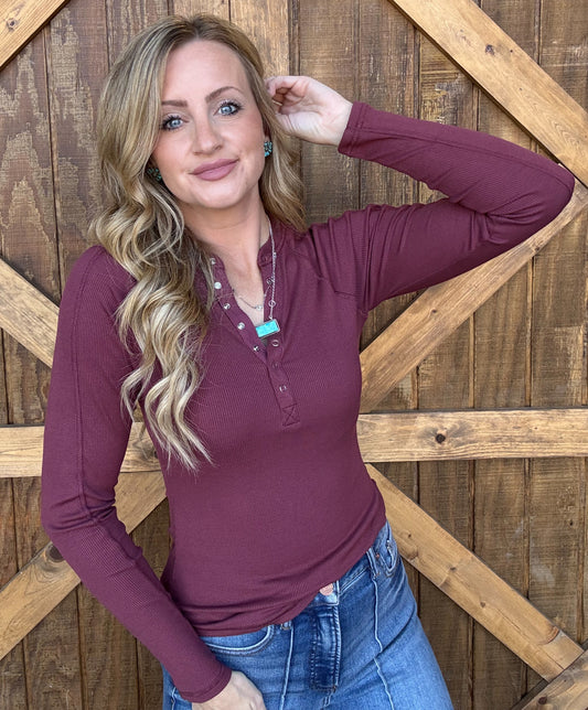 The Henley Basic Long Sleeve *Rosewood