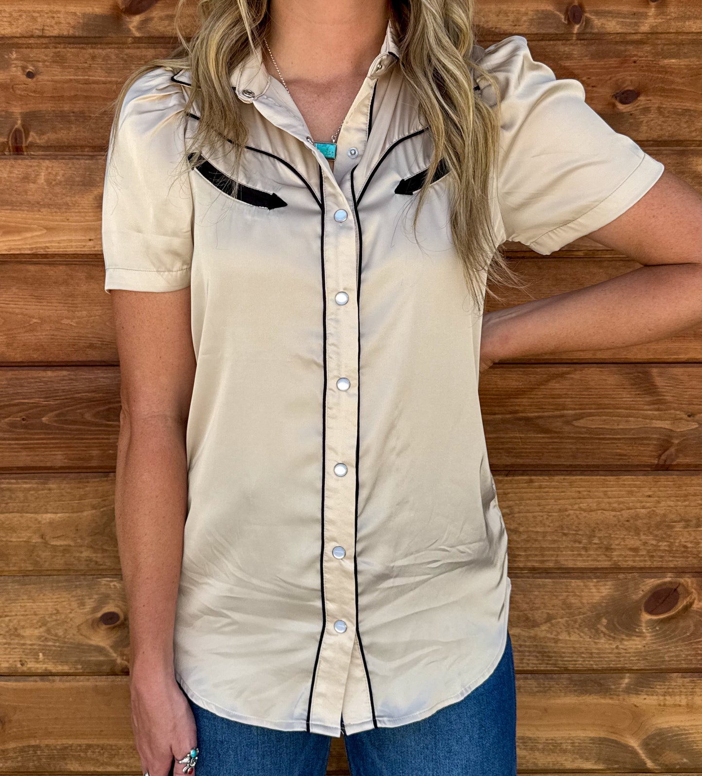 Cowgirl Pearl Snap Top *Ivory