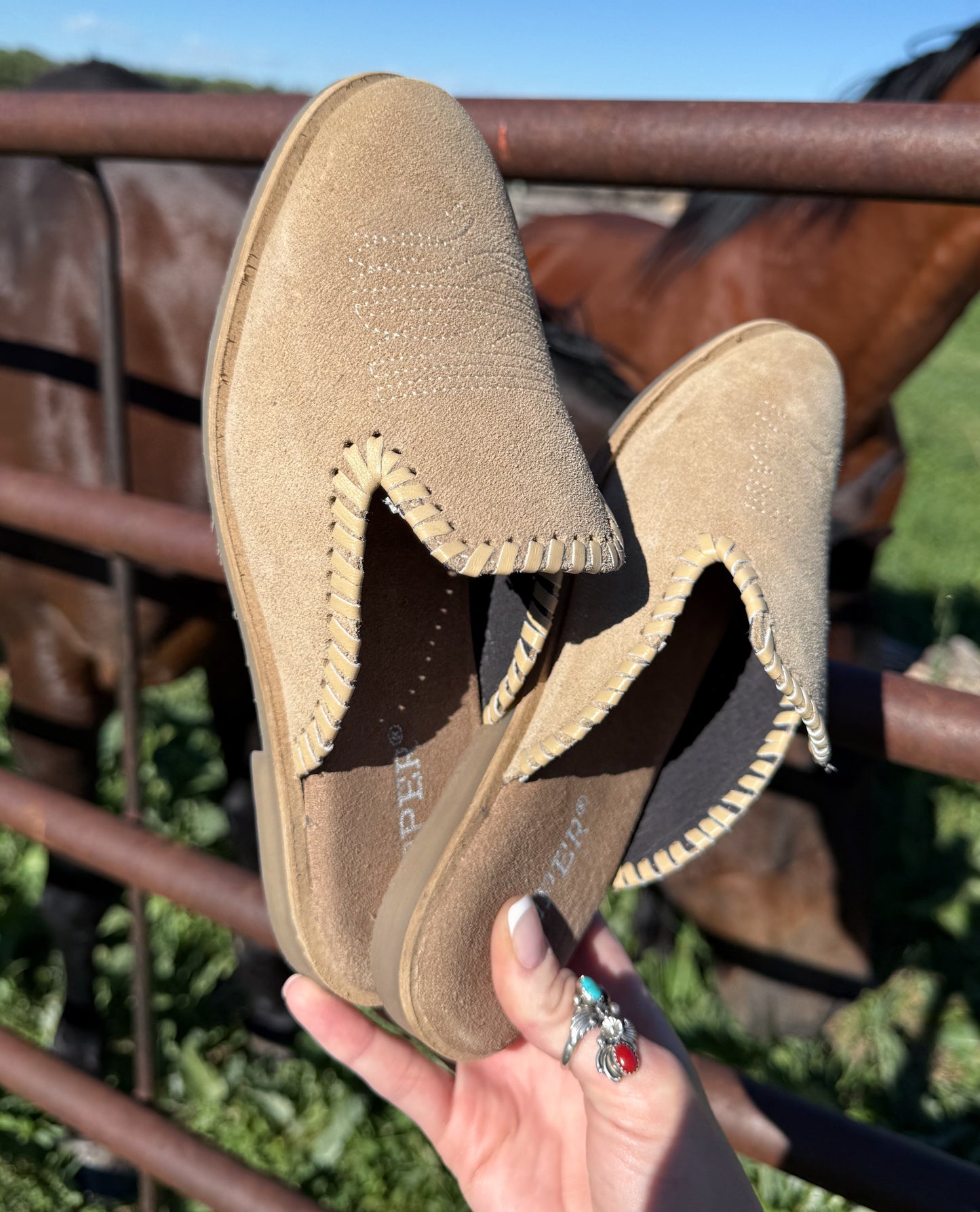 The Boot Stitch Mule *Tan