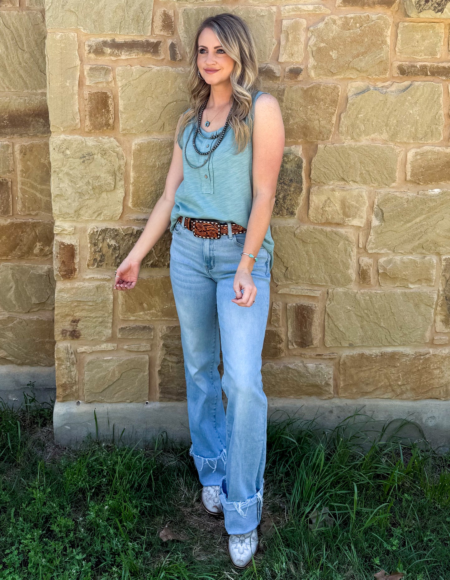 Avery Comfy Tank *Sky Blue