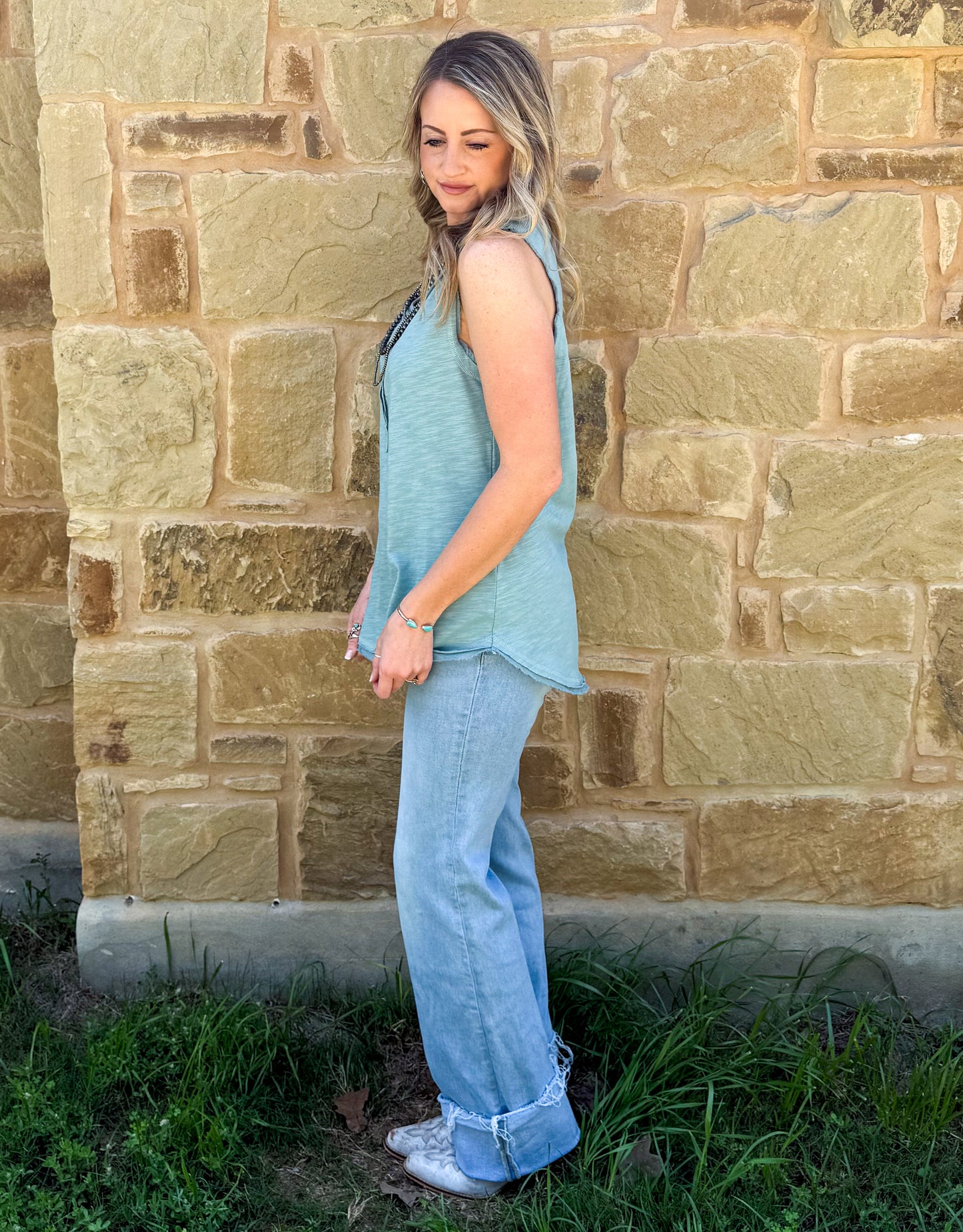 Avery Comfy Tank *Sky Blue
