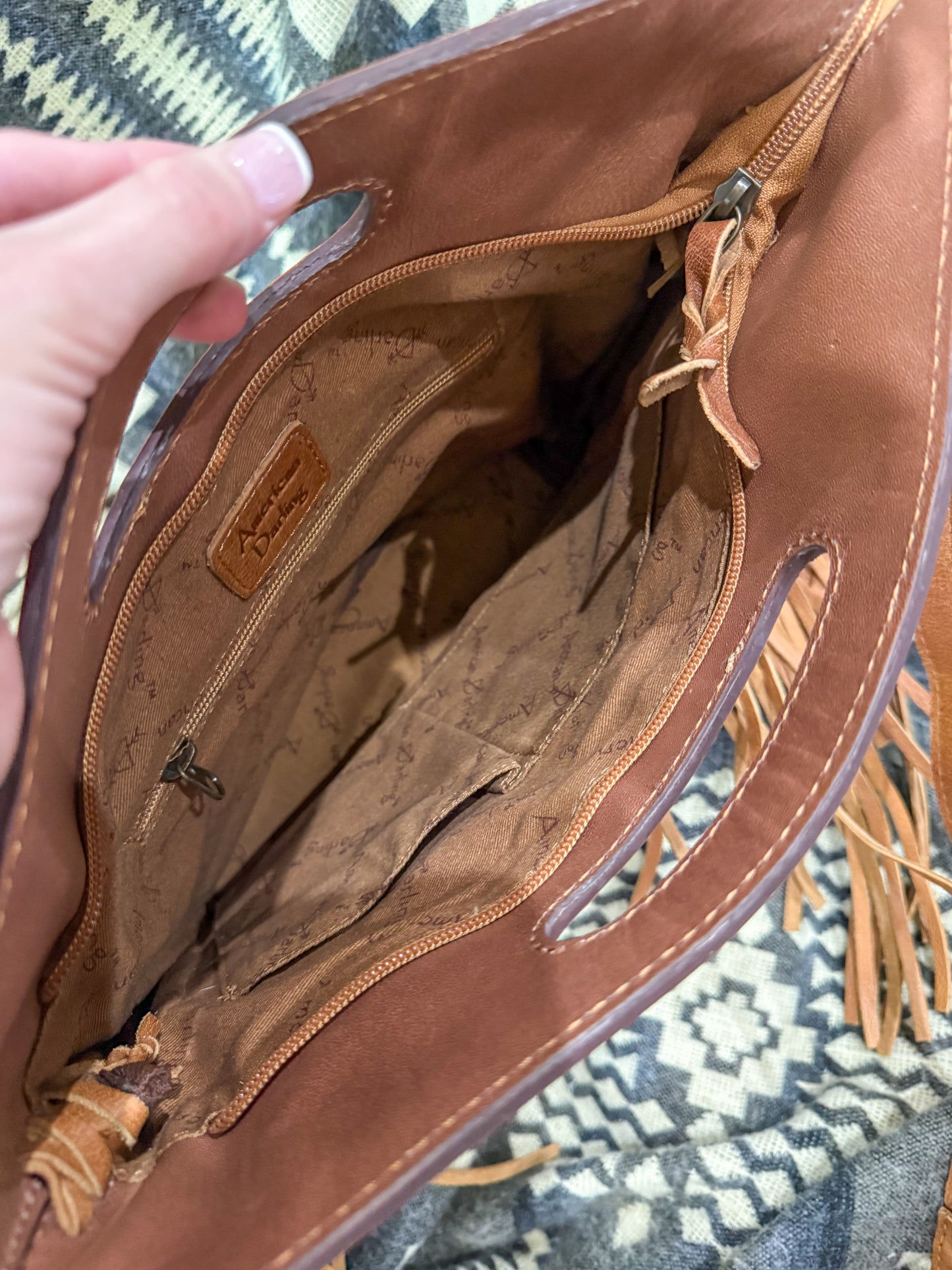 The Calgary Crossbody