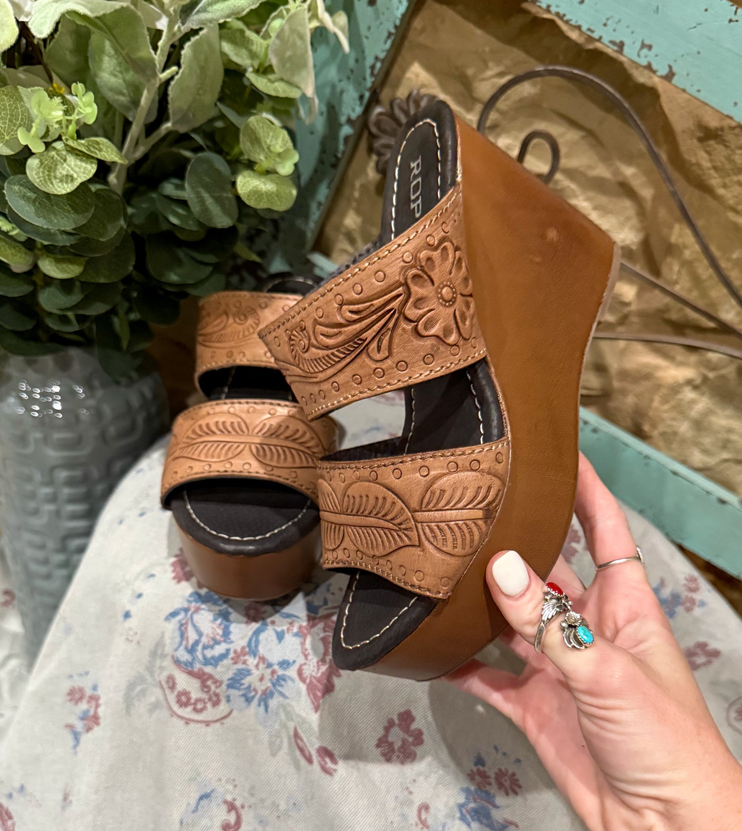 Diva Wedges by Roper