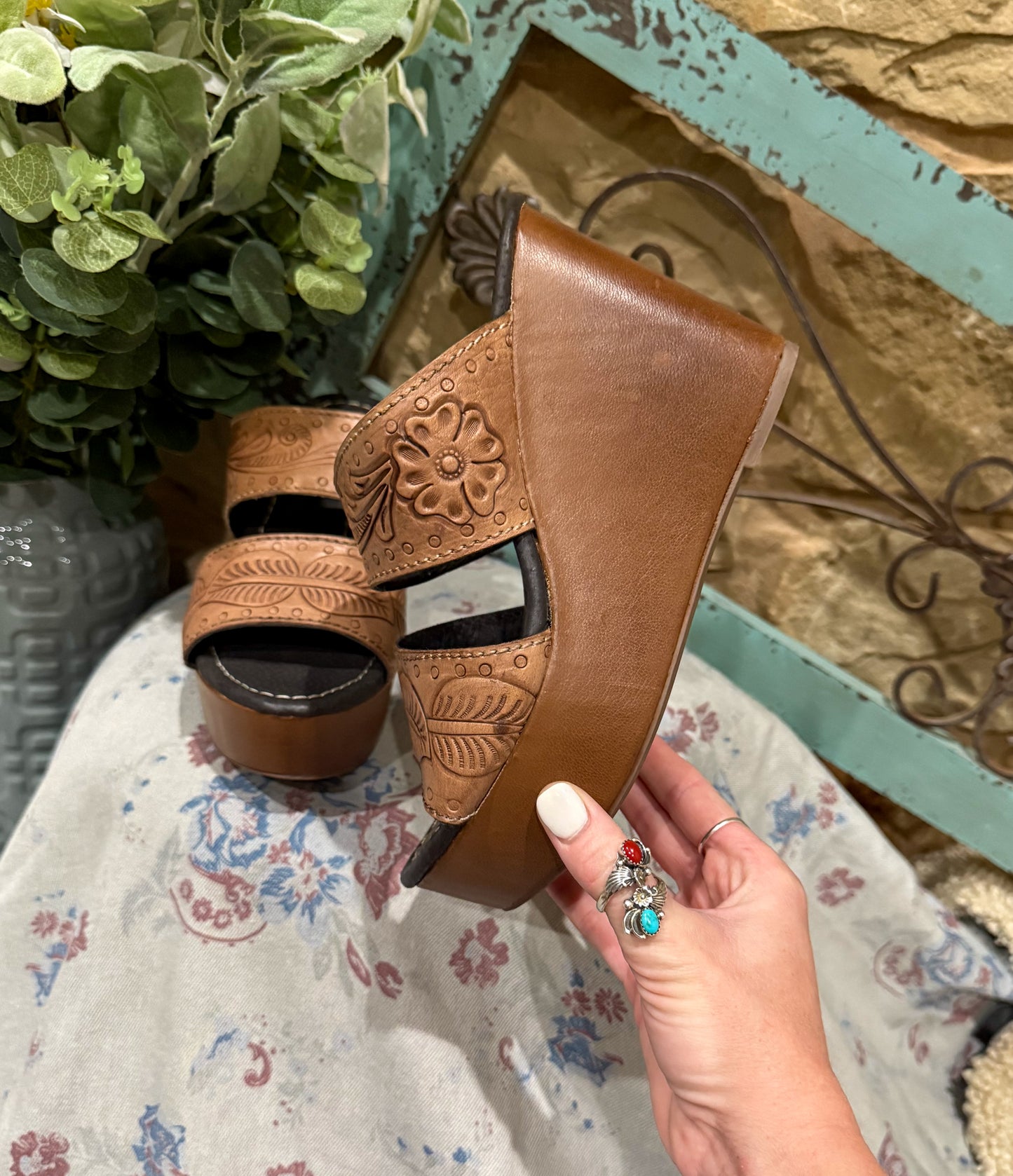 Diva Wedges by Roper