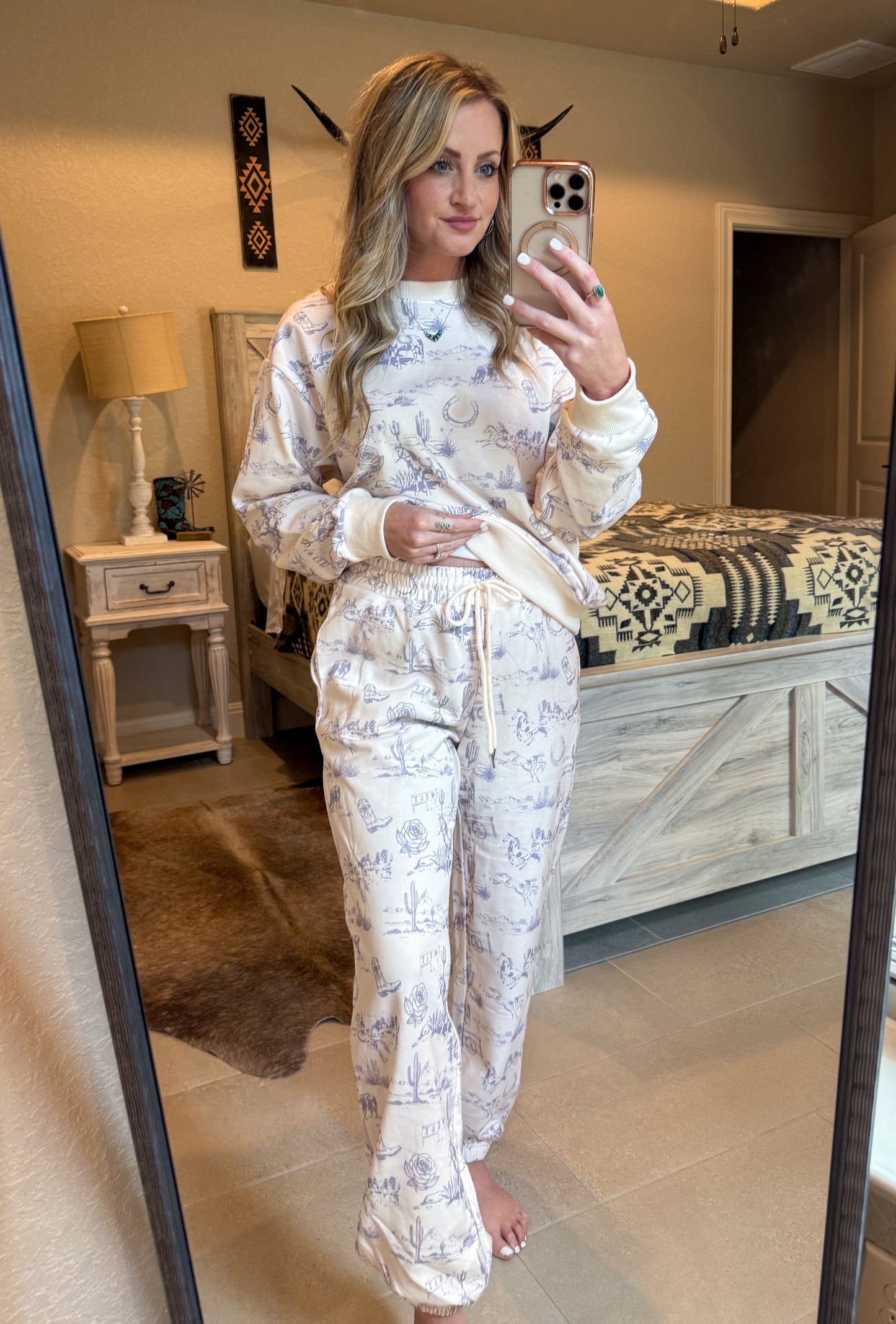 Ranch Scene Lounge Set