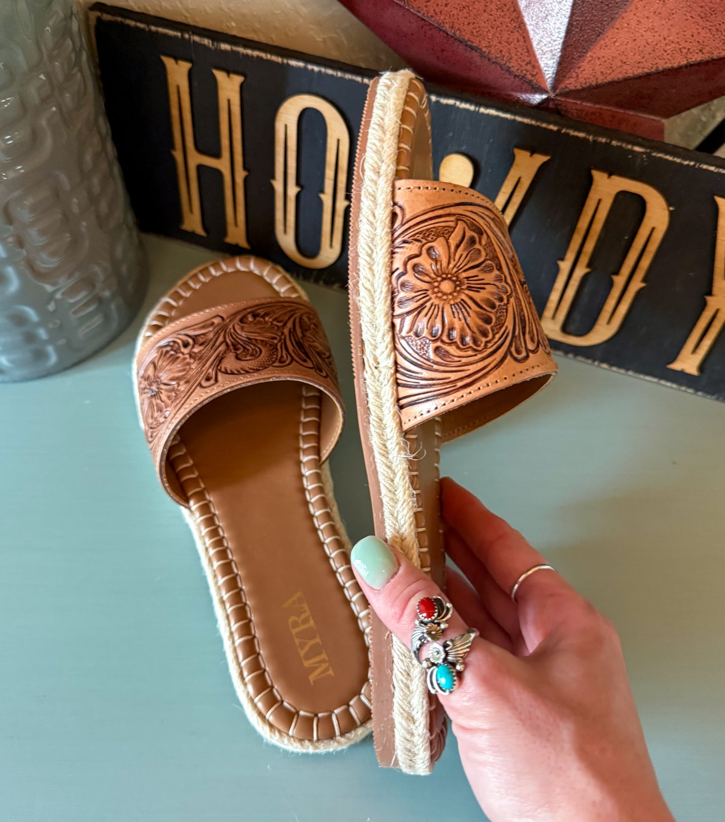 Horizon Creek Slides