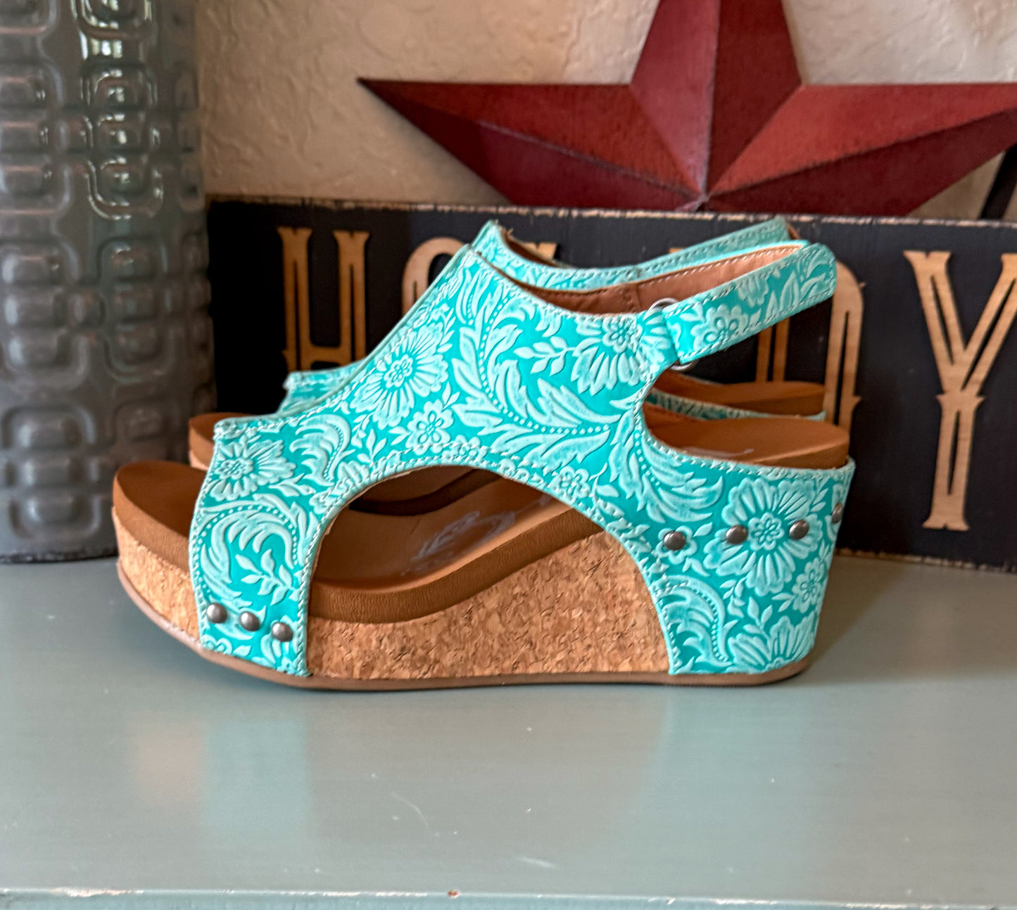 Isabella Tooled Wedges *Turquoise