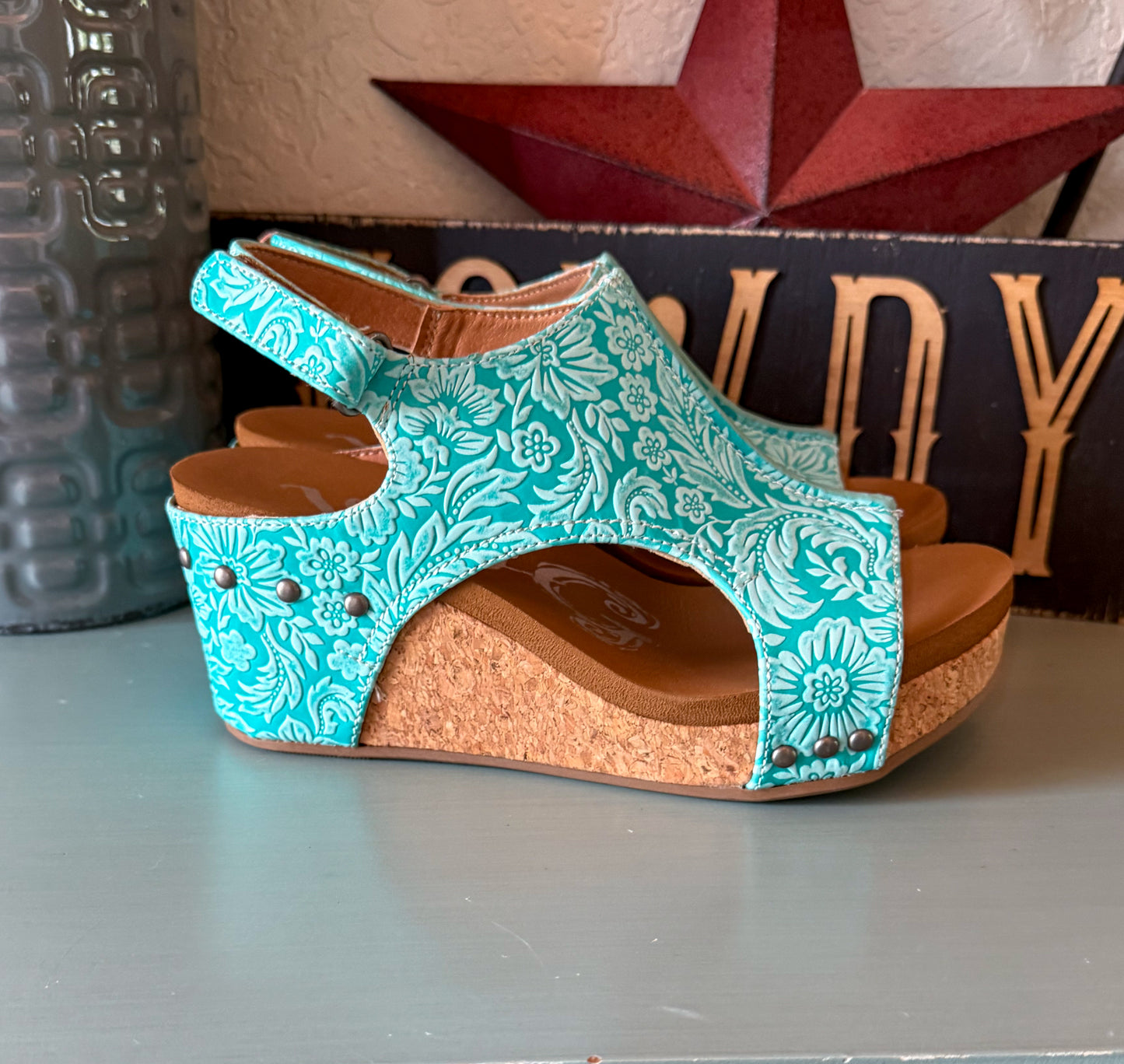 Isabella Tooled Wedges *Turquoise