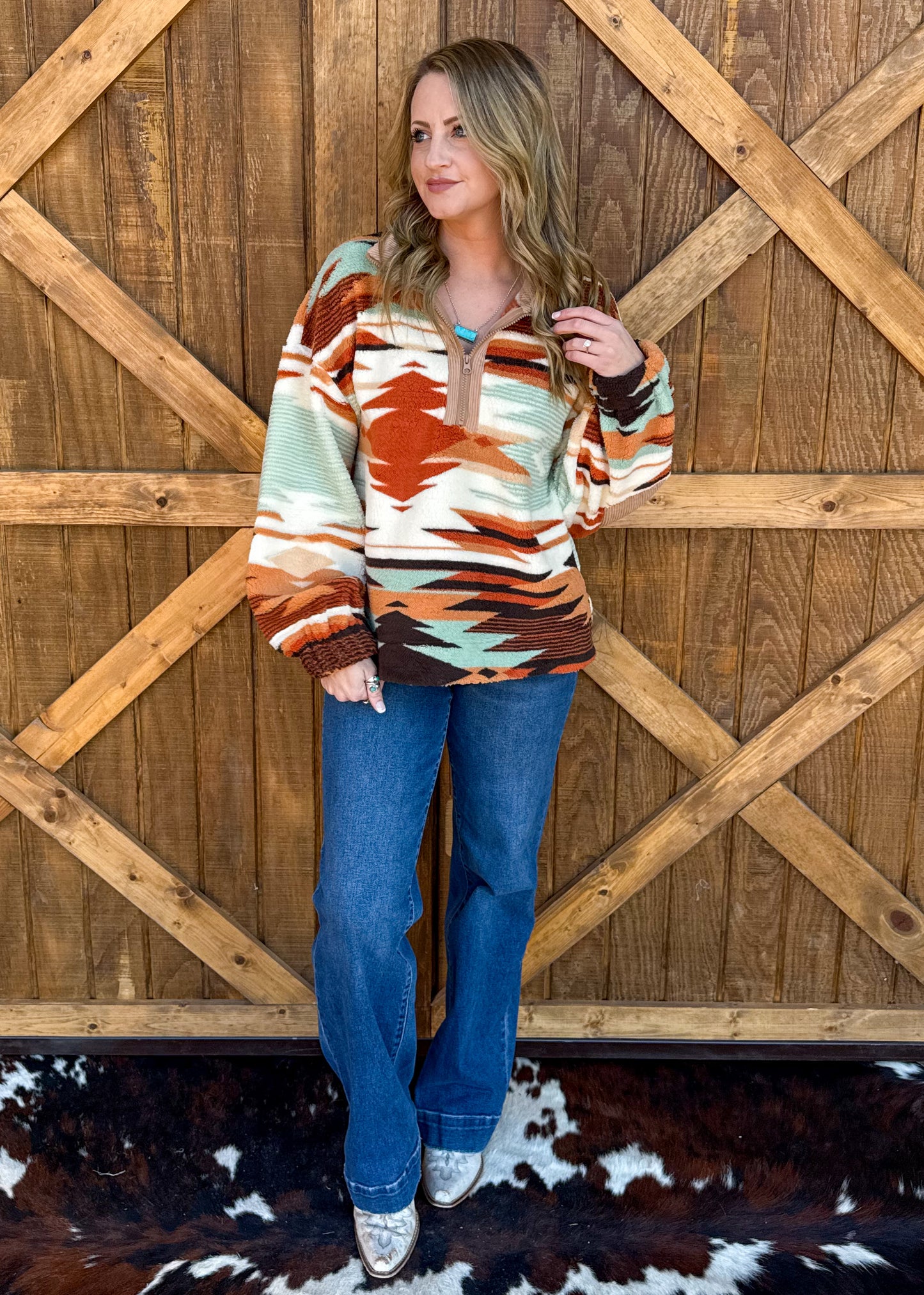 Get Western Pullover *Mint