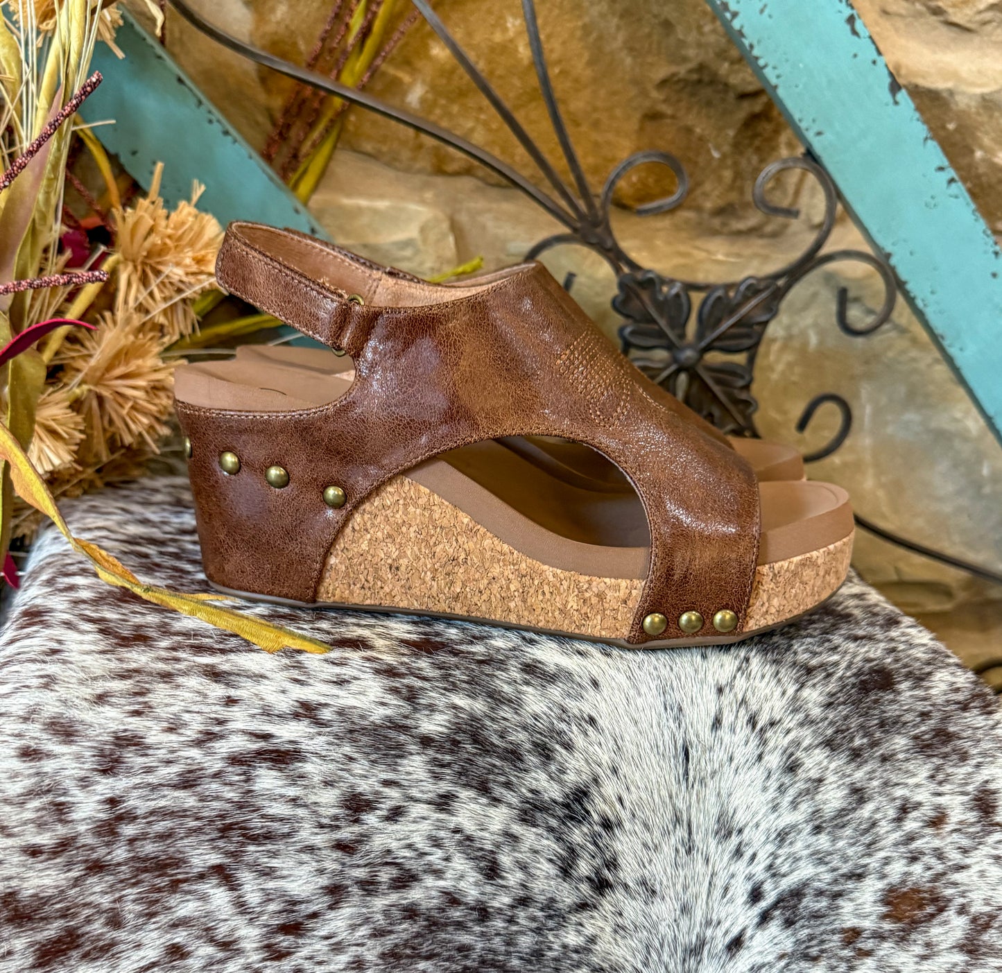 Carley Saddle Stitch Wedges