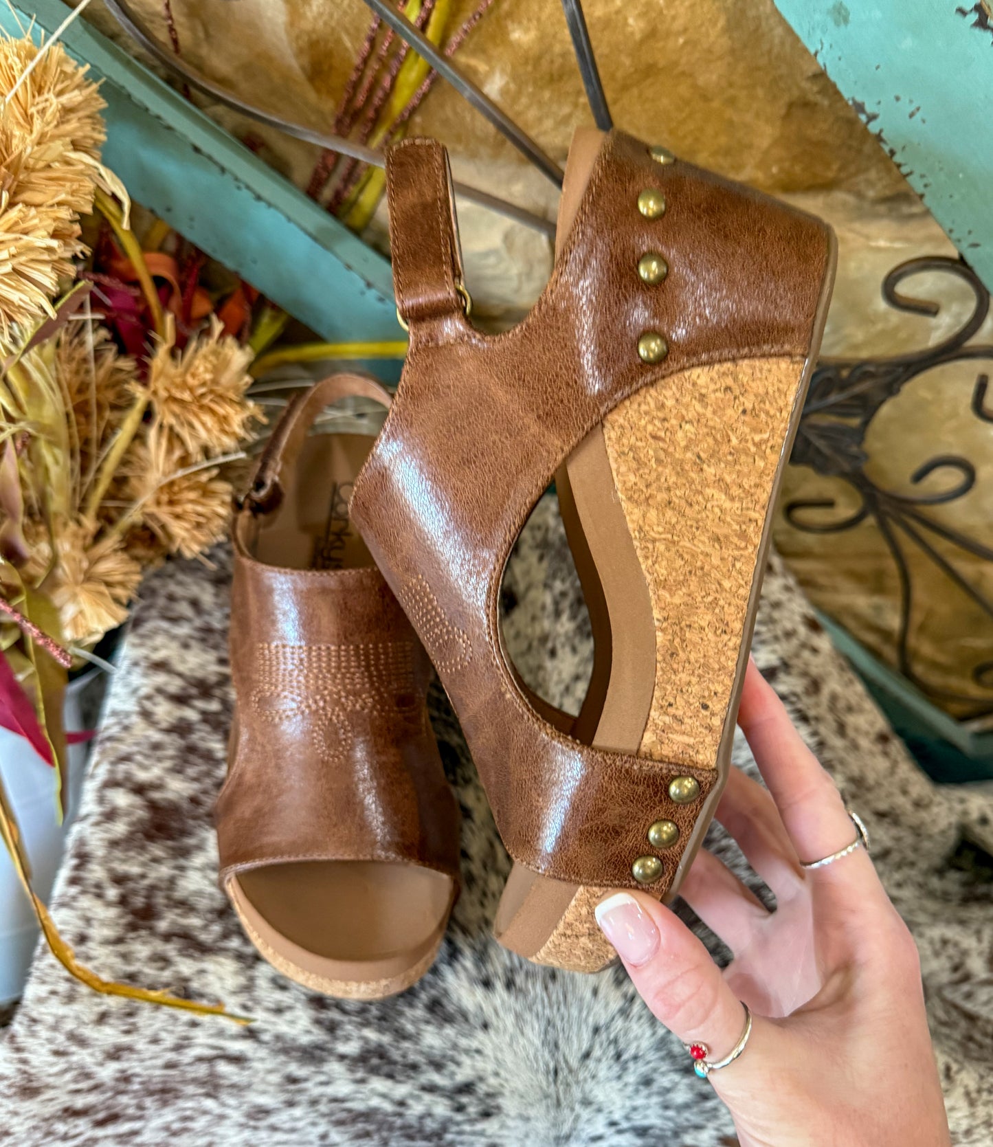 Carley Saddle Stitch Wedges
