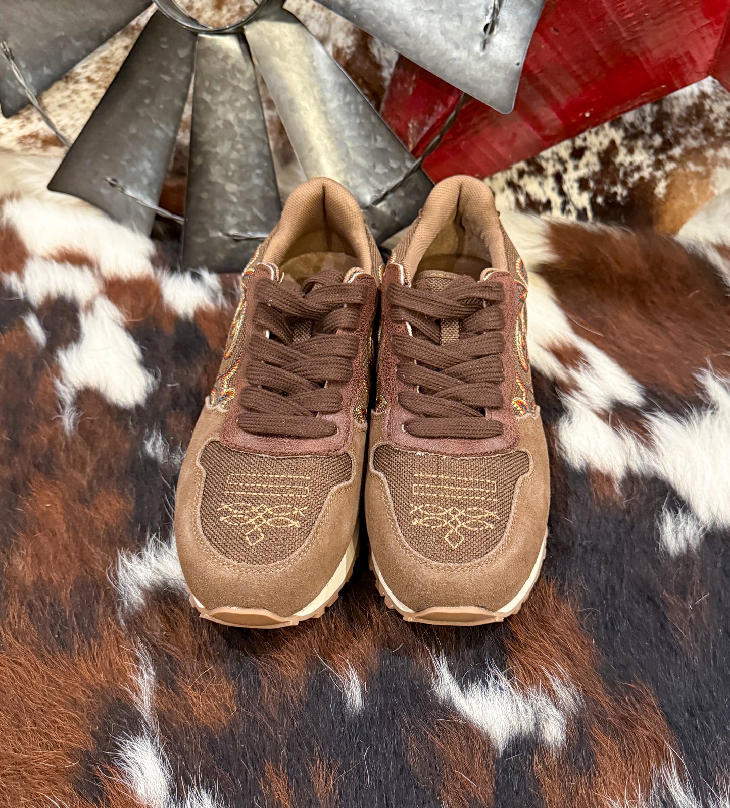 The Western Tennis Shoes *Brown