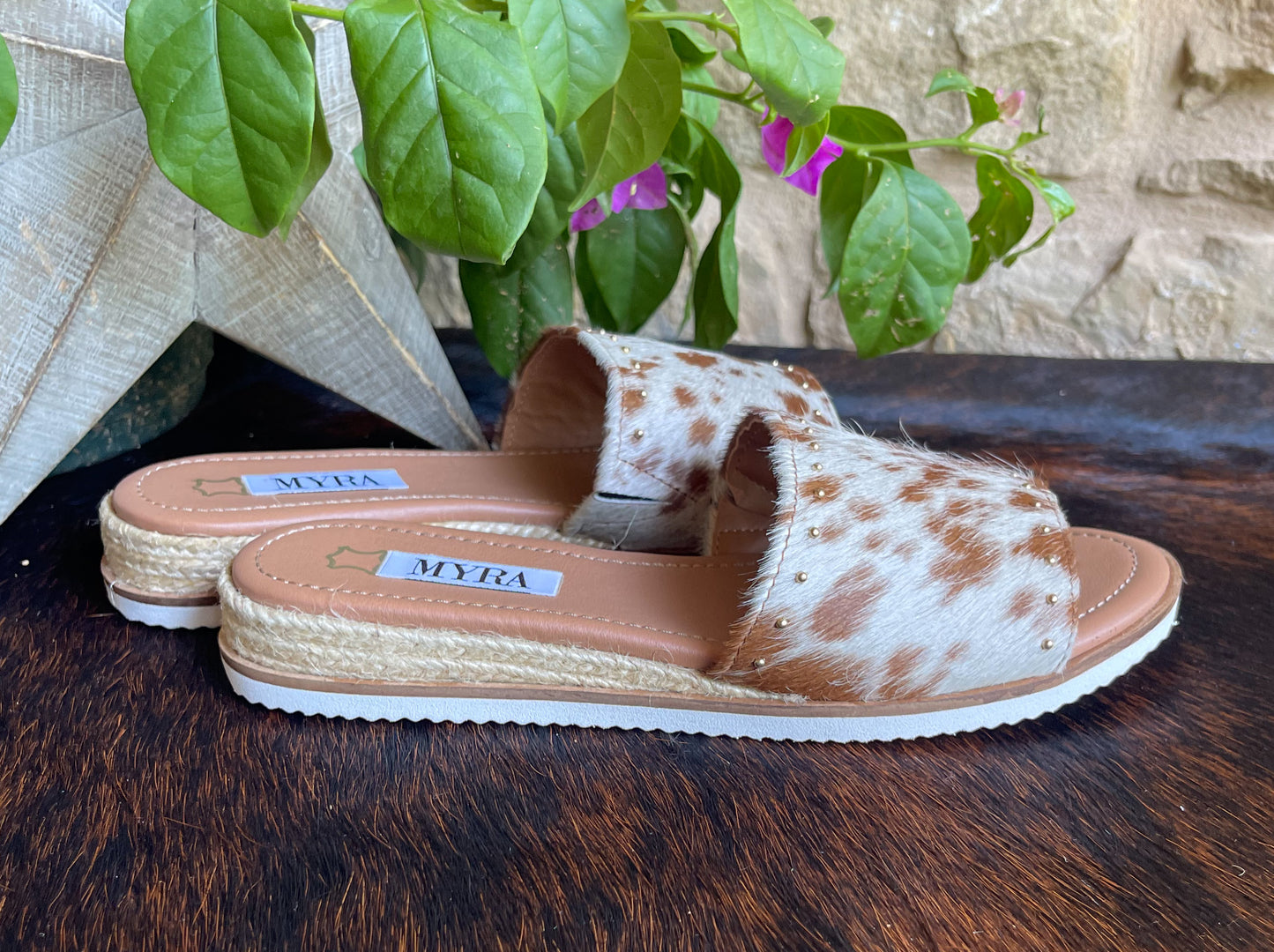 Ucleon Myra Cowhide Flats