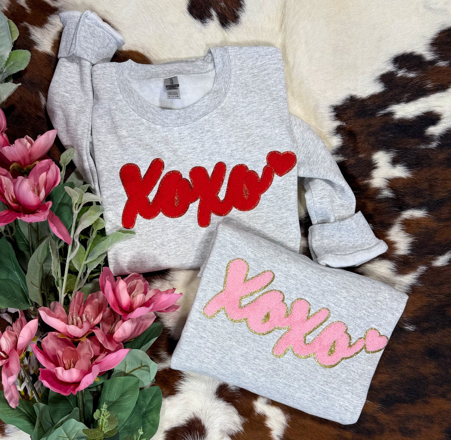 XOXO Patch Sweatshirt *Pink