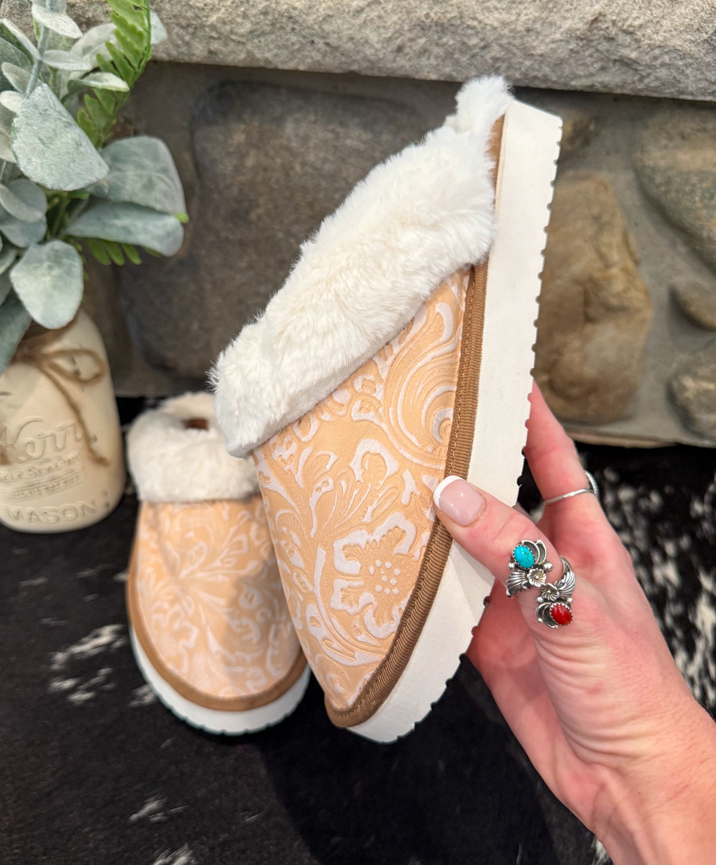 Snowdrift Slippers *Wintry Beige