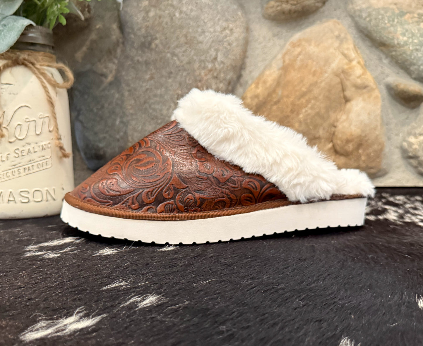 Snowdrift Slippers *Brown