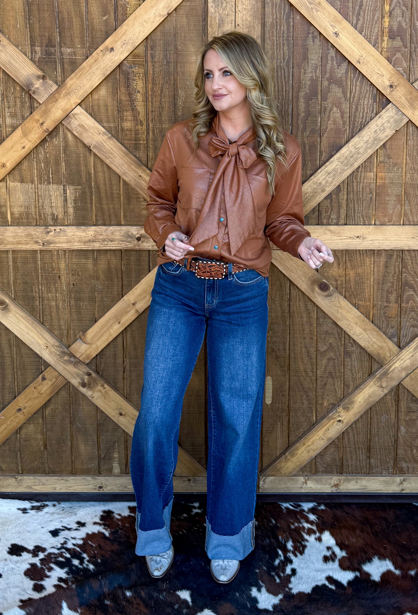 Leather Outlaw Top *Saddle