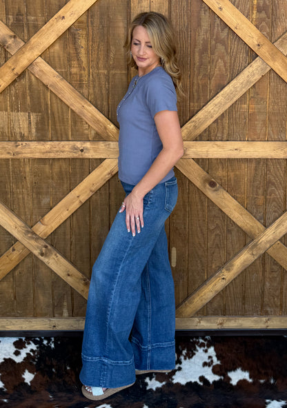 Yoakum Tee *Denim