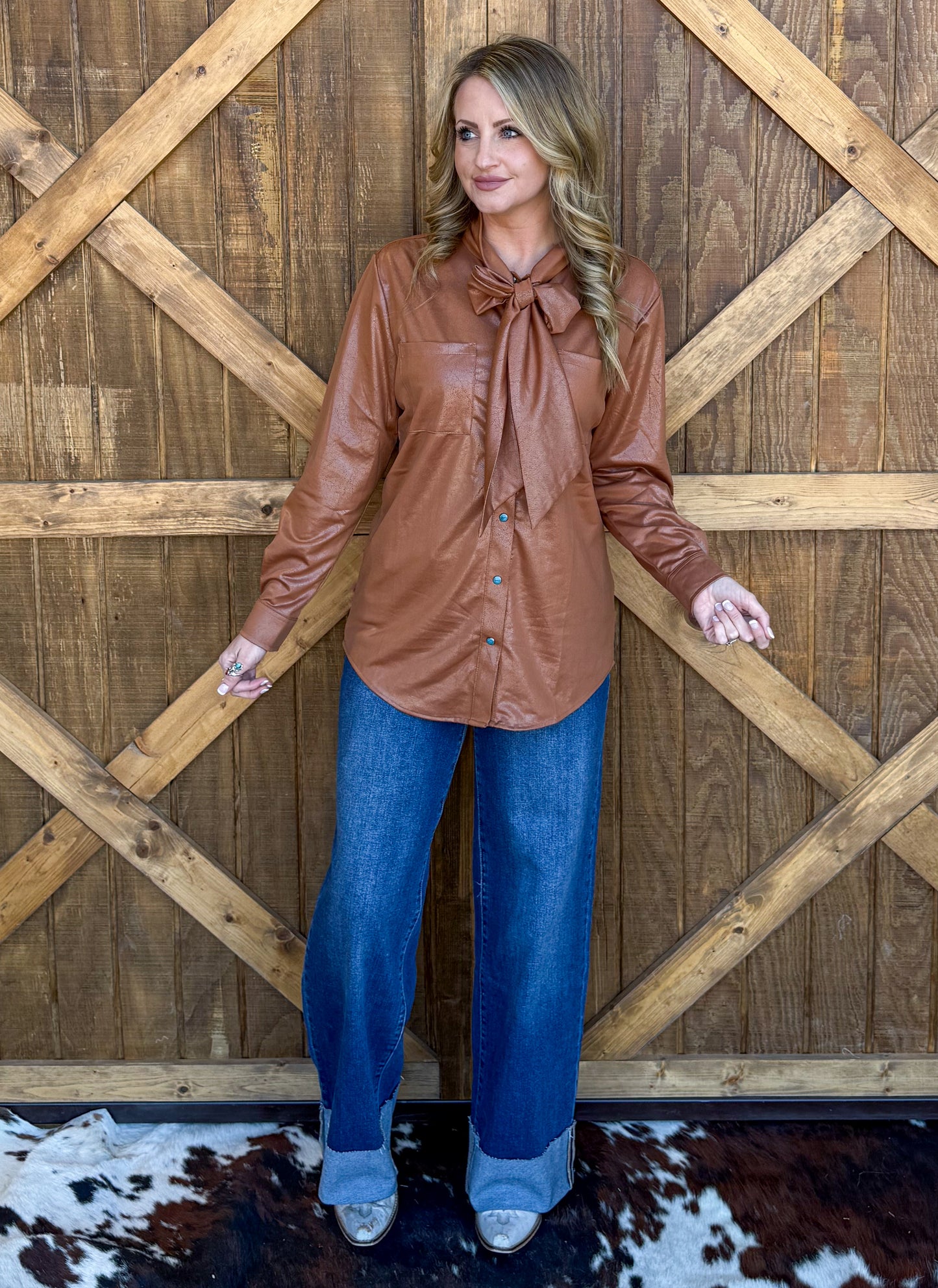 Leather Outlaw Top *Saddle