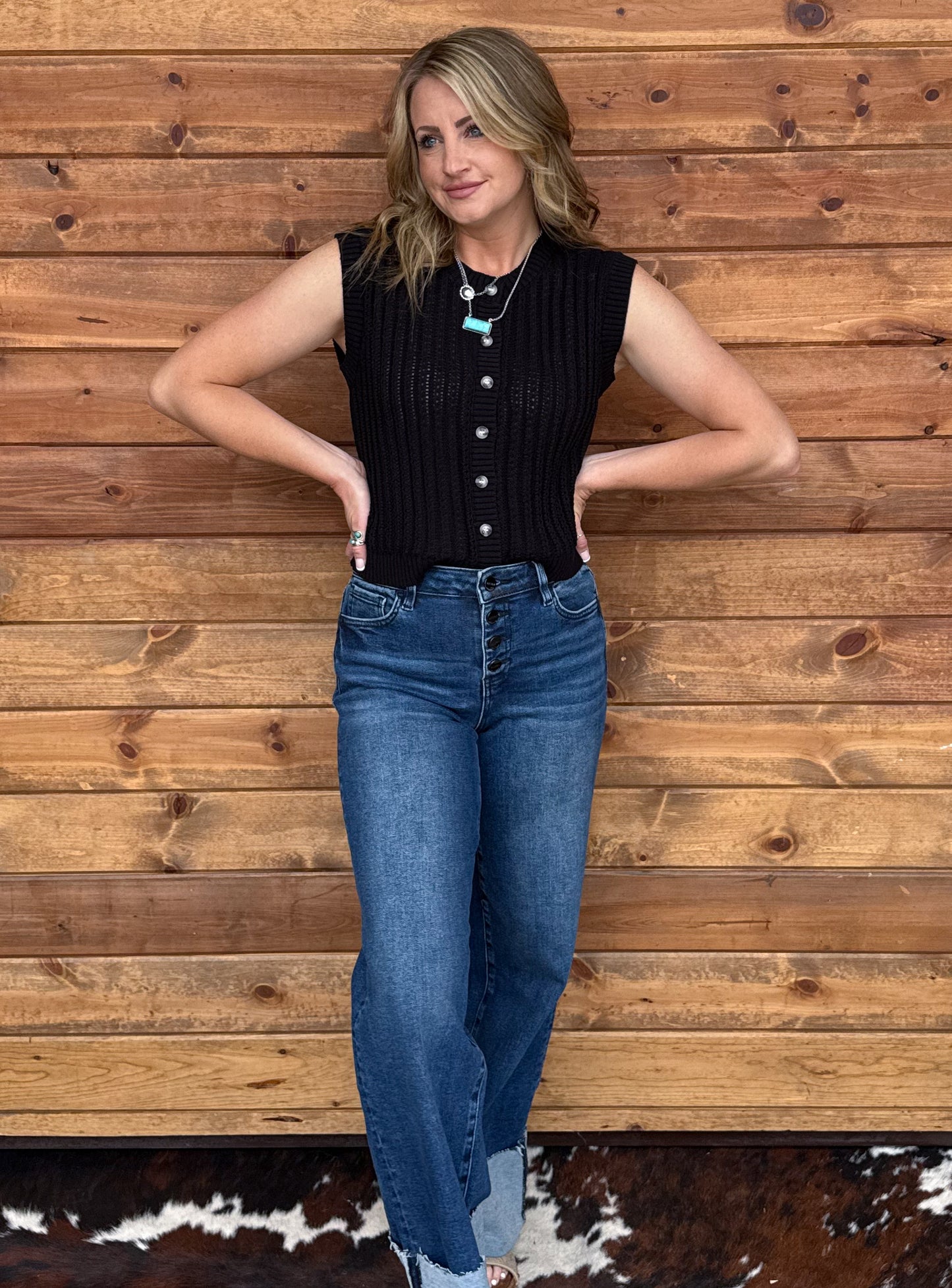 Simple Button-Up Tank *Black