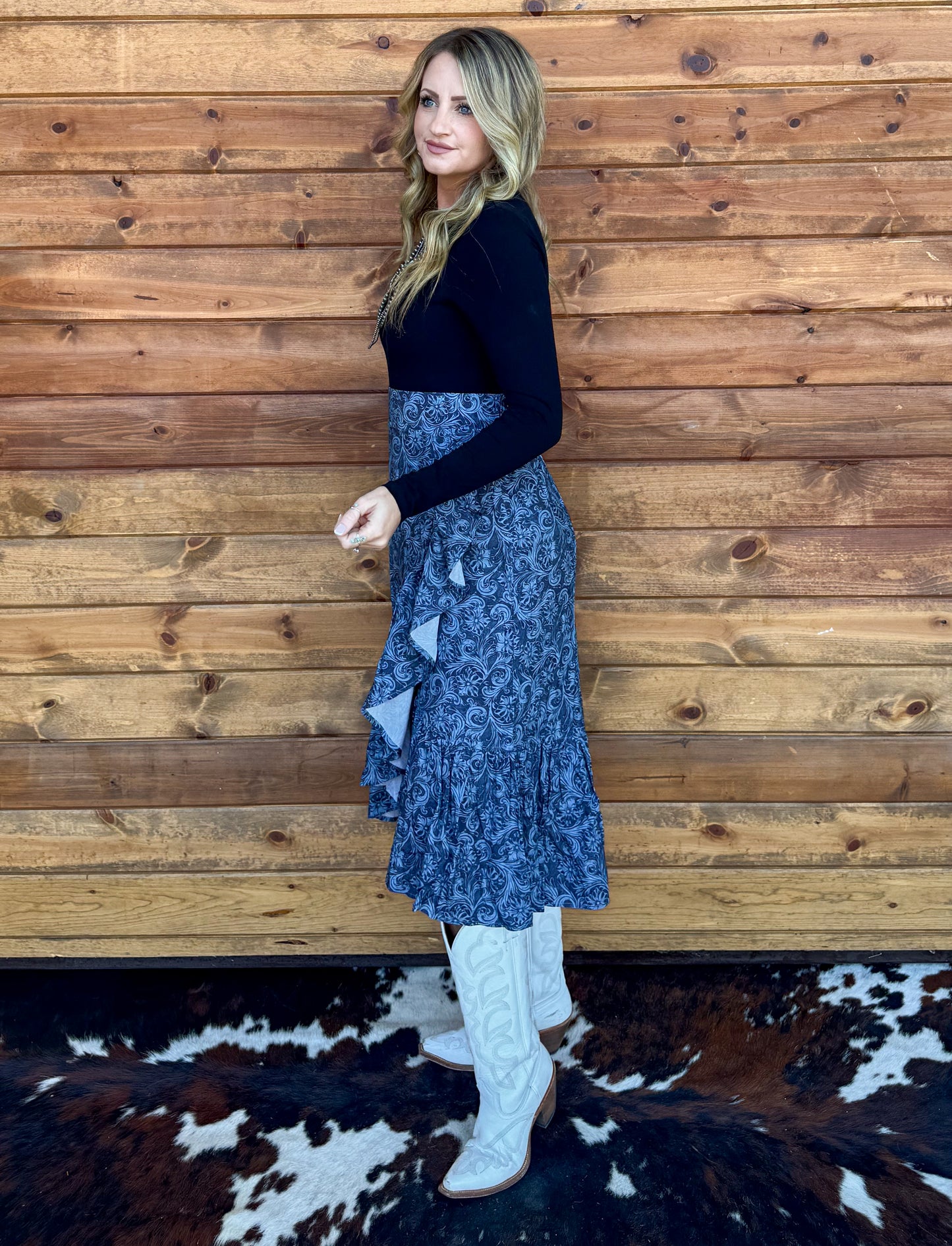 Saddle Up Ruffle Skirt *Navy