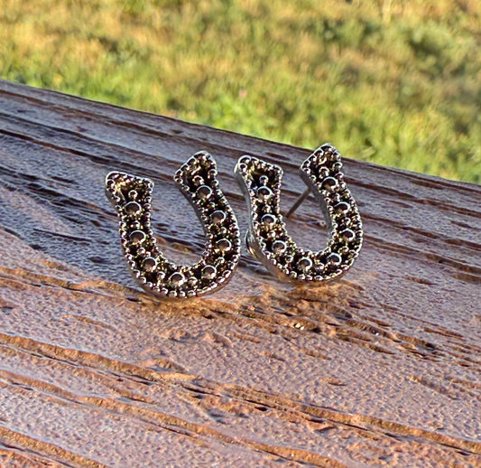 18K Gold Plated Horseshoe Earrings