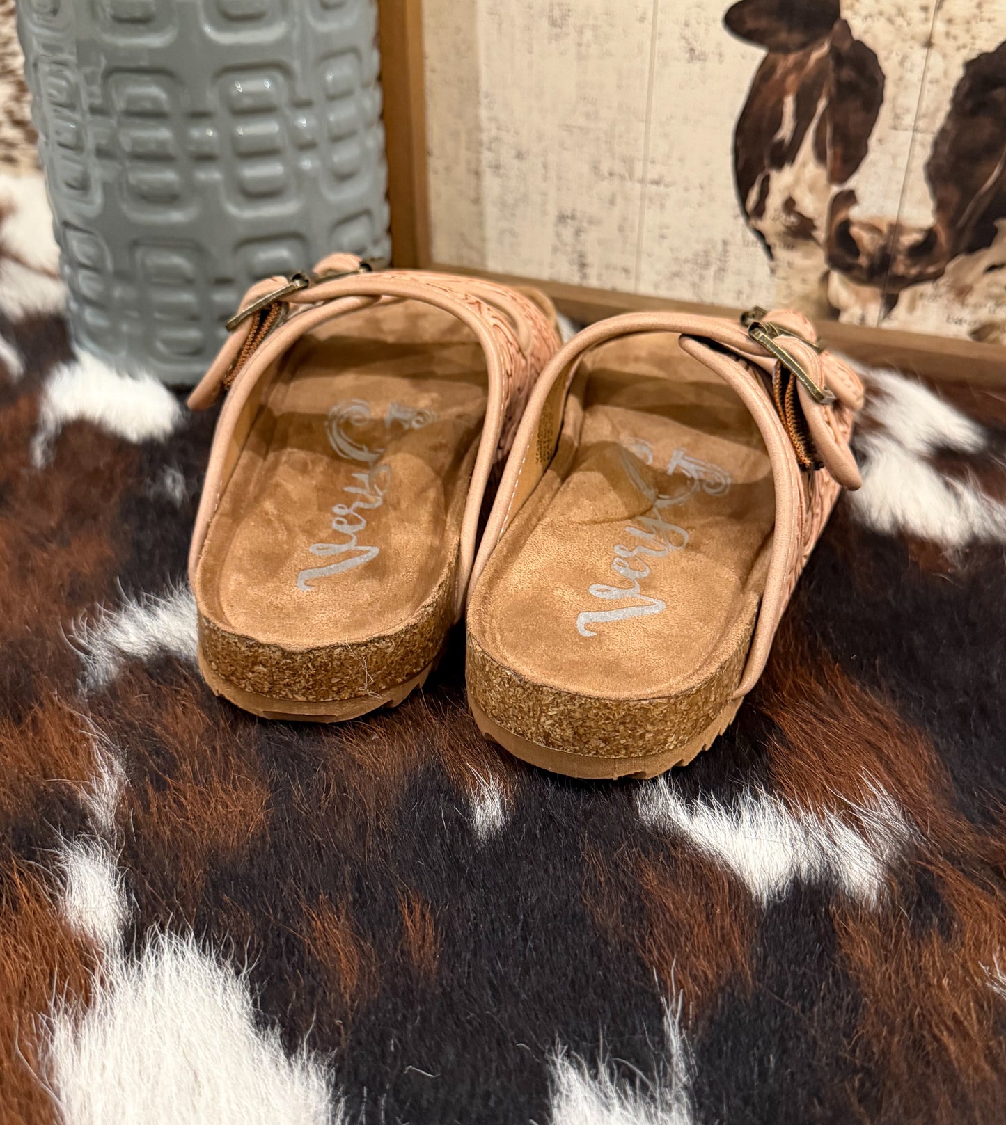 Berry Sandals *Blush