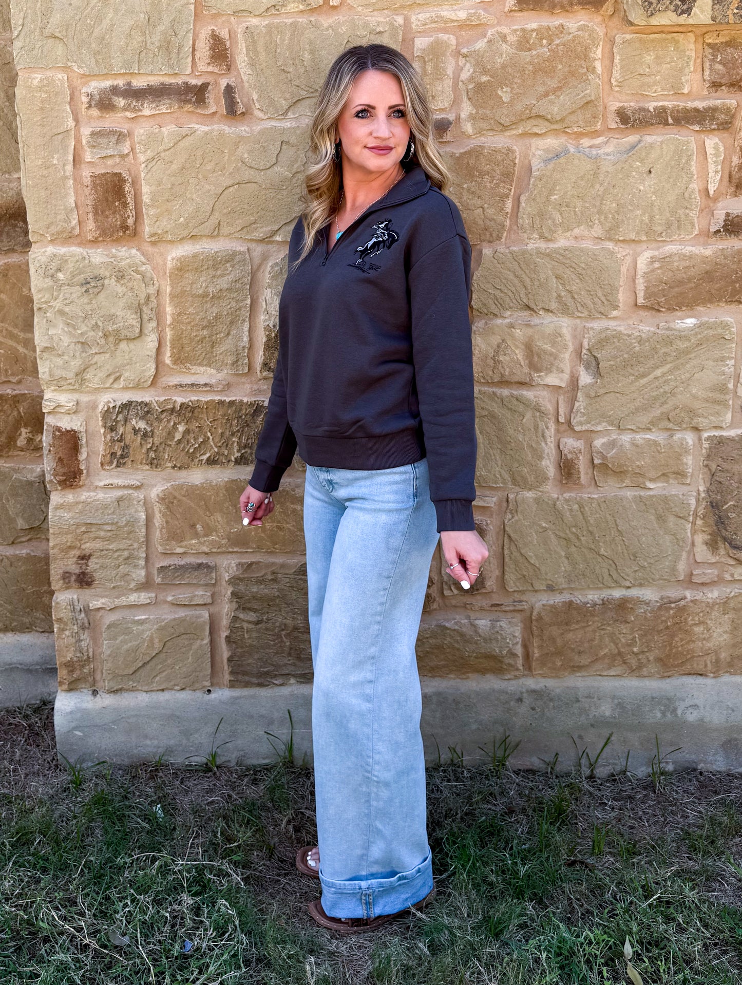 Bronc Buster Pullover